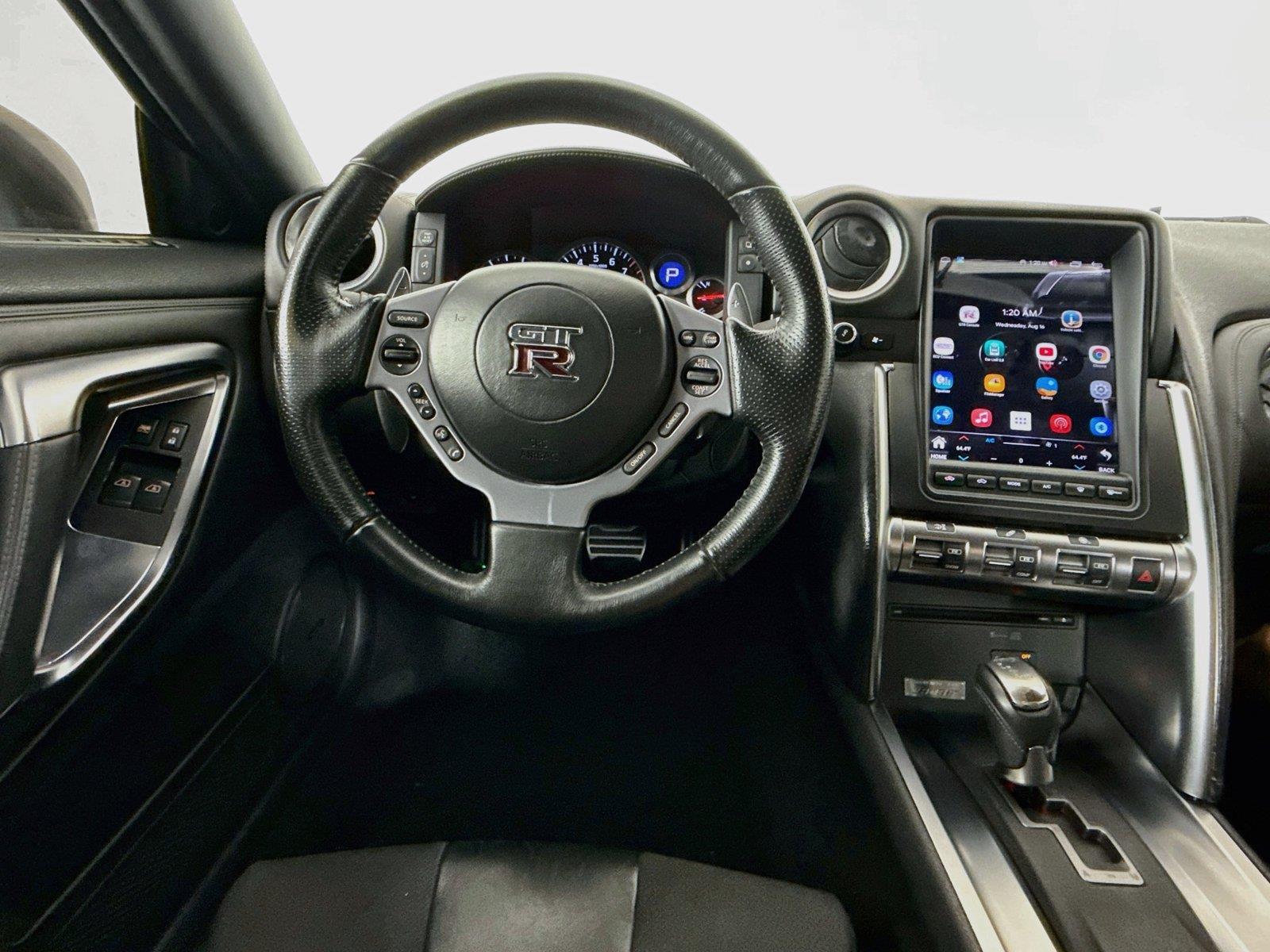 2009 Nissan GT-R photo 10