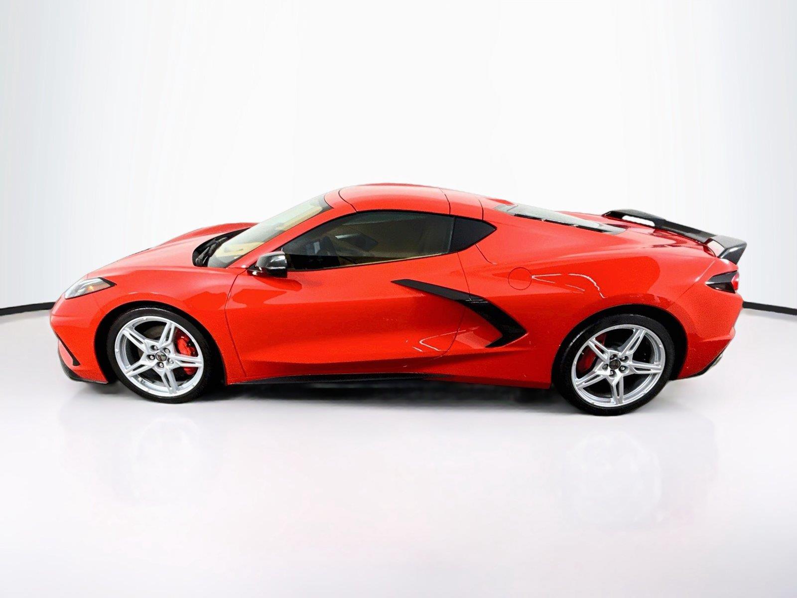 2020 Chevrolet Corvette photo 2