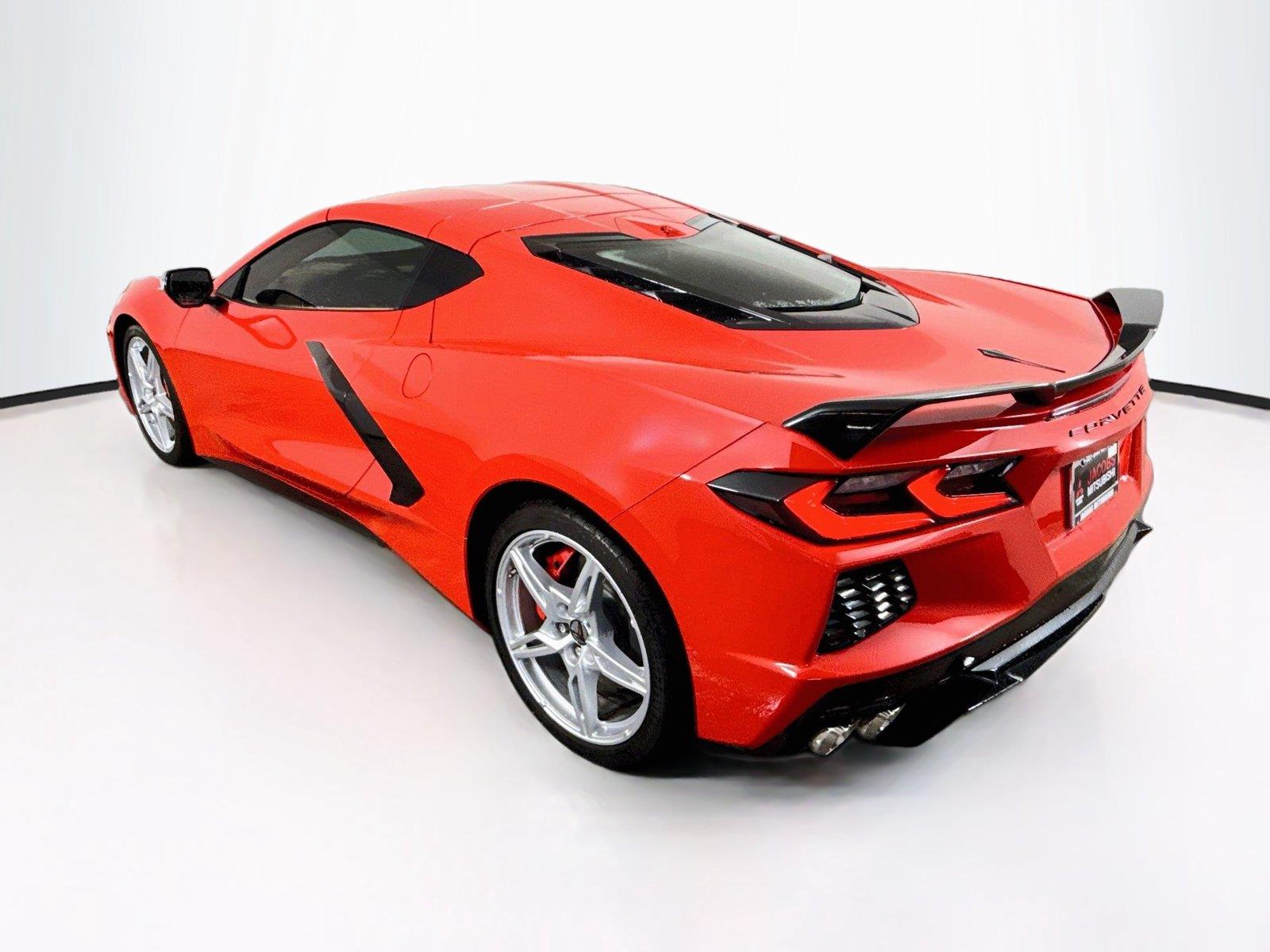 2020 Chevrolet Corvette photo 3