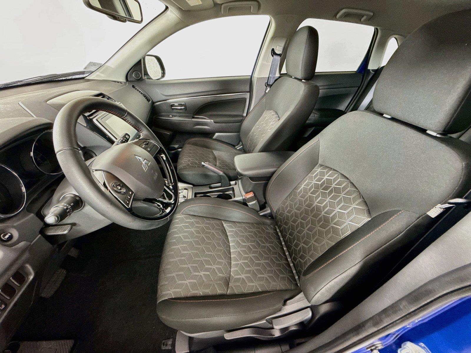 2025 Mitsubishi Outlander Sport photo 11