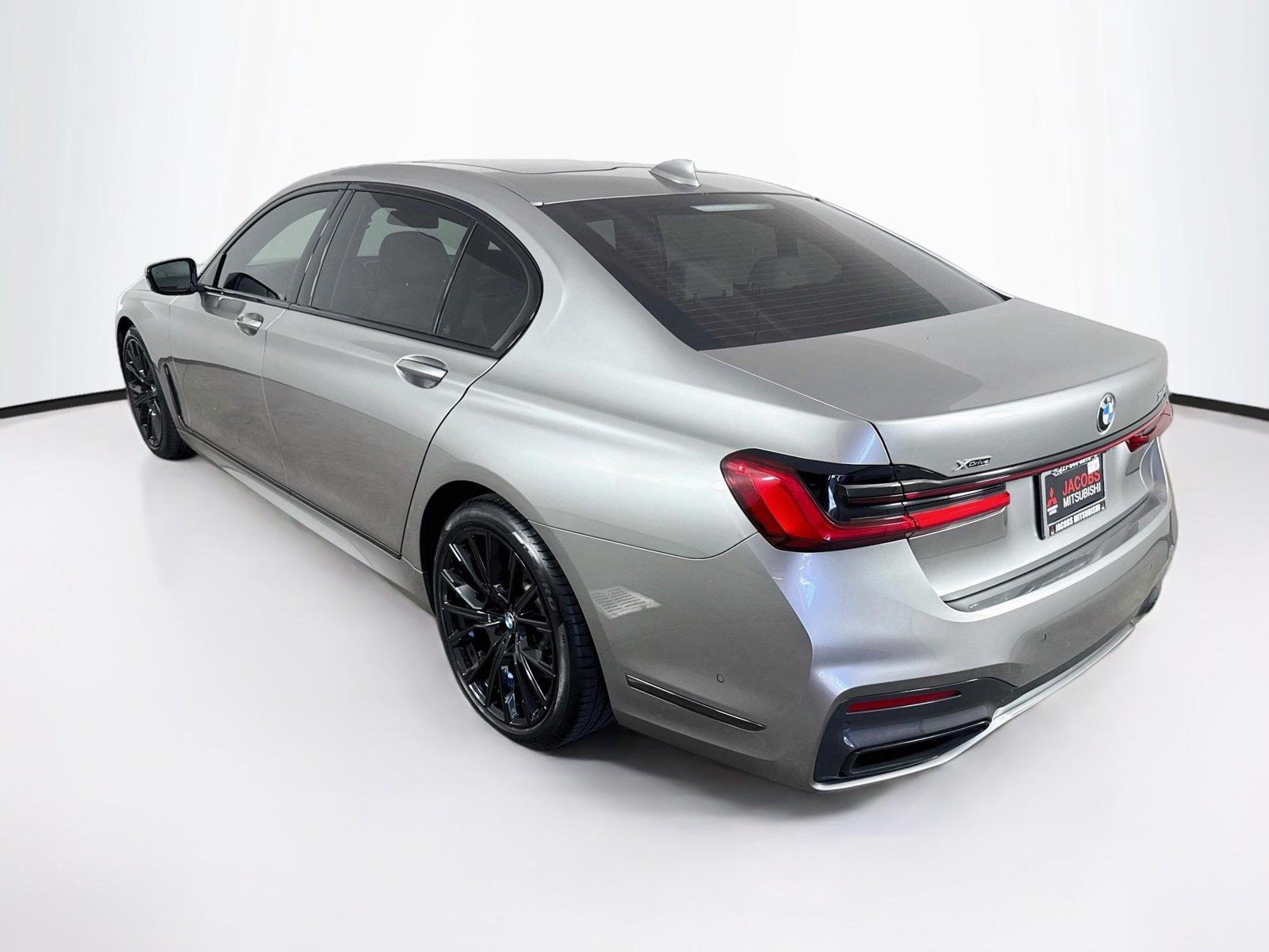 2021 BMW 7 Series photo 3