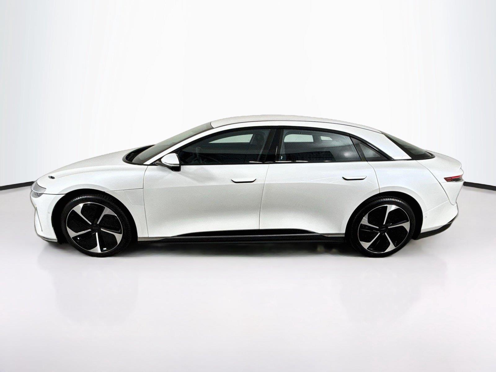 2025 Lucid Air photo 2