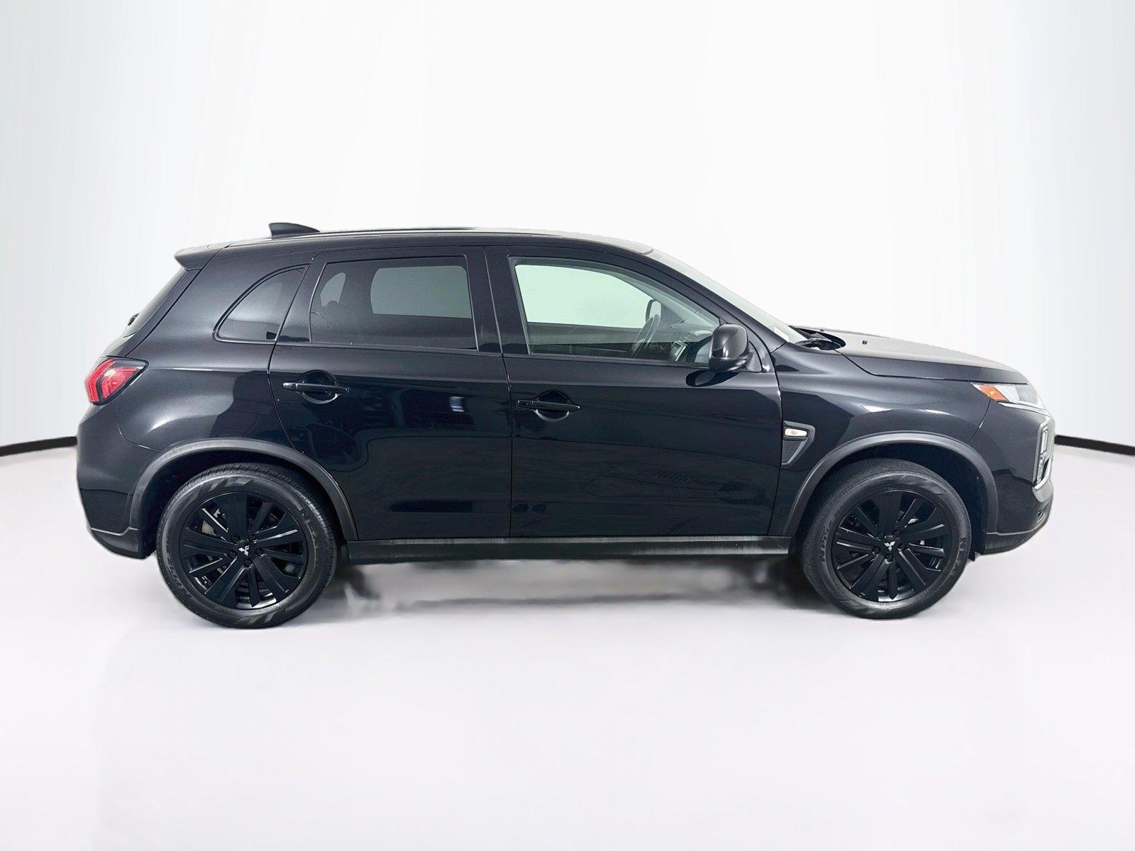 2023 Mitsubishi Outlander Sport photo 7