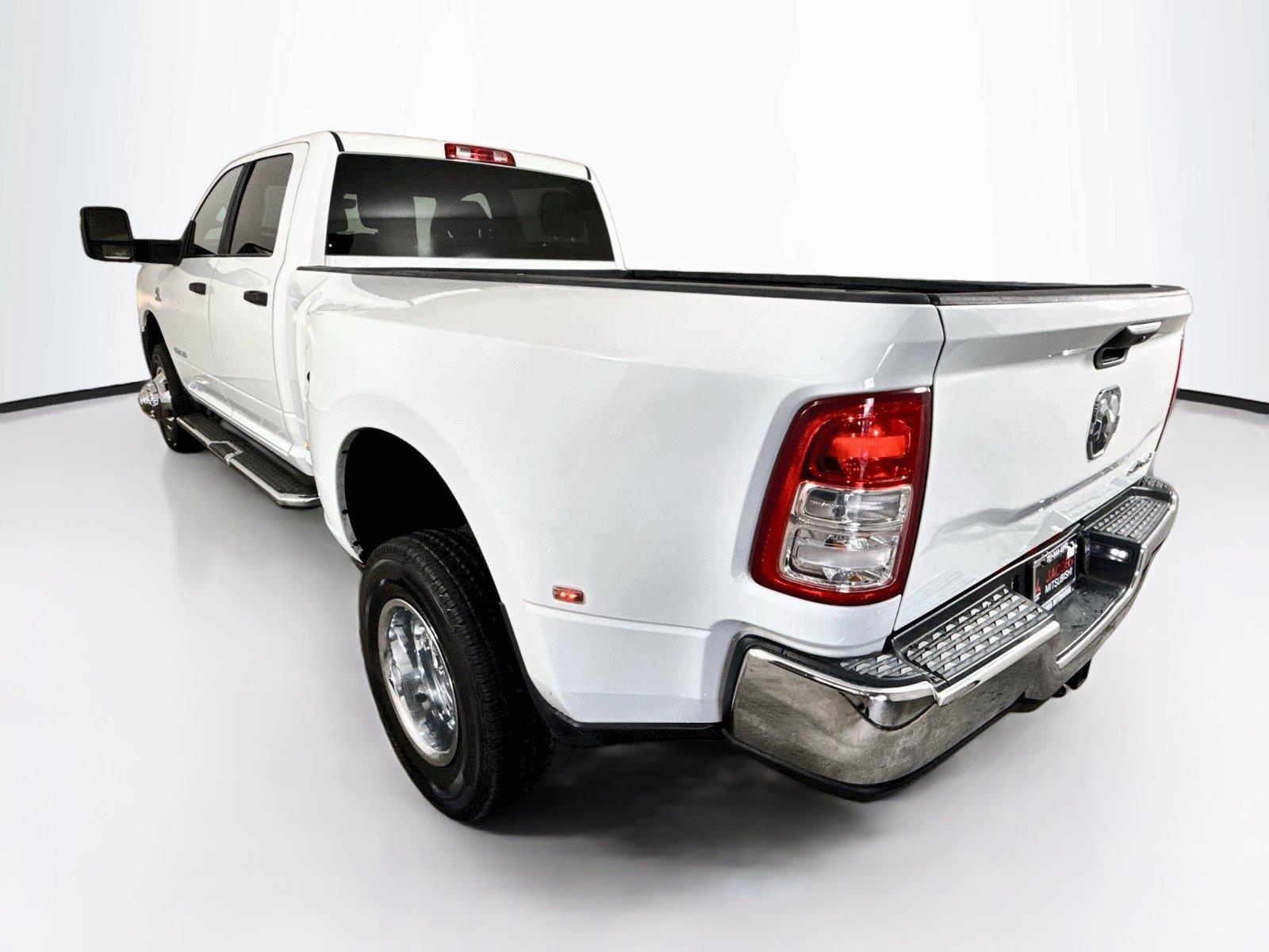 2024 Ram 3500 photo 3