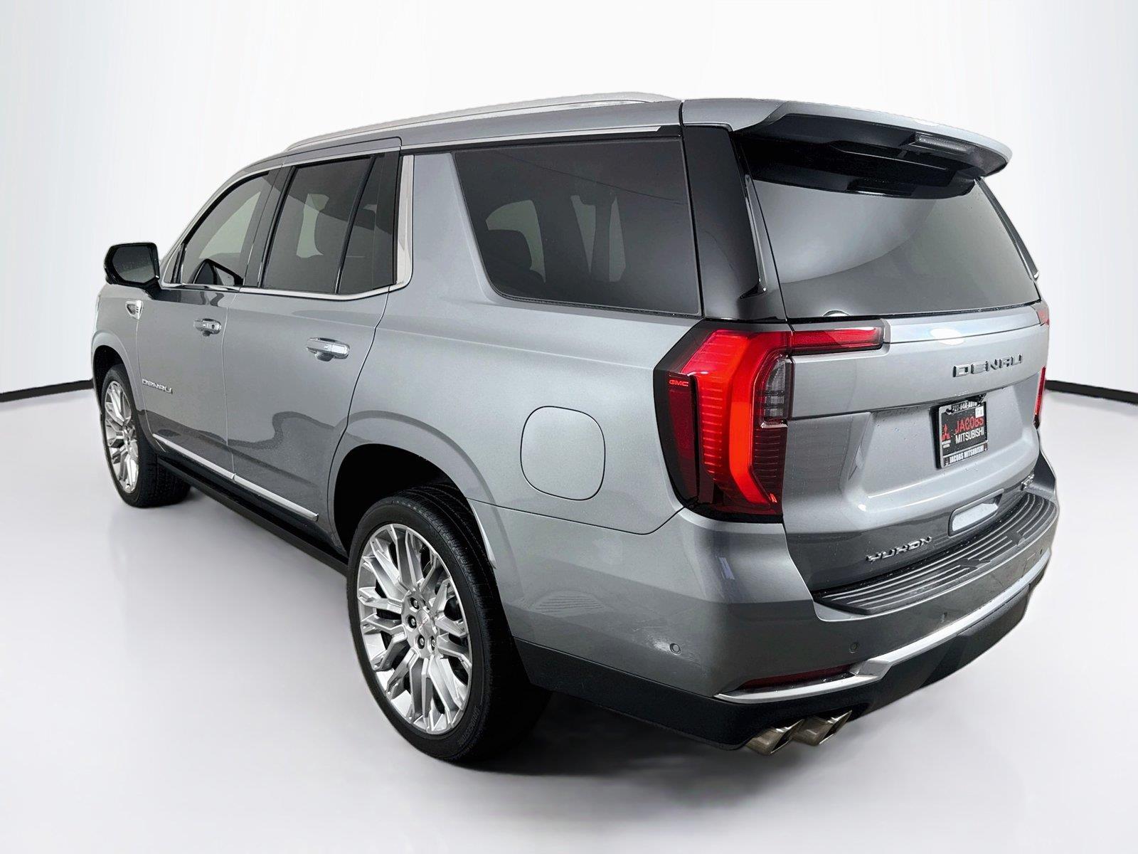 2026 GMC Yukon photo 3
