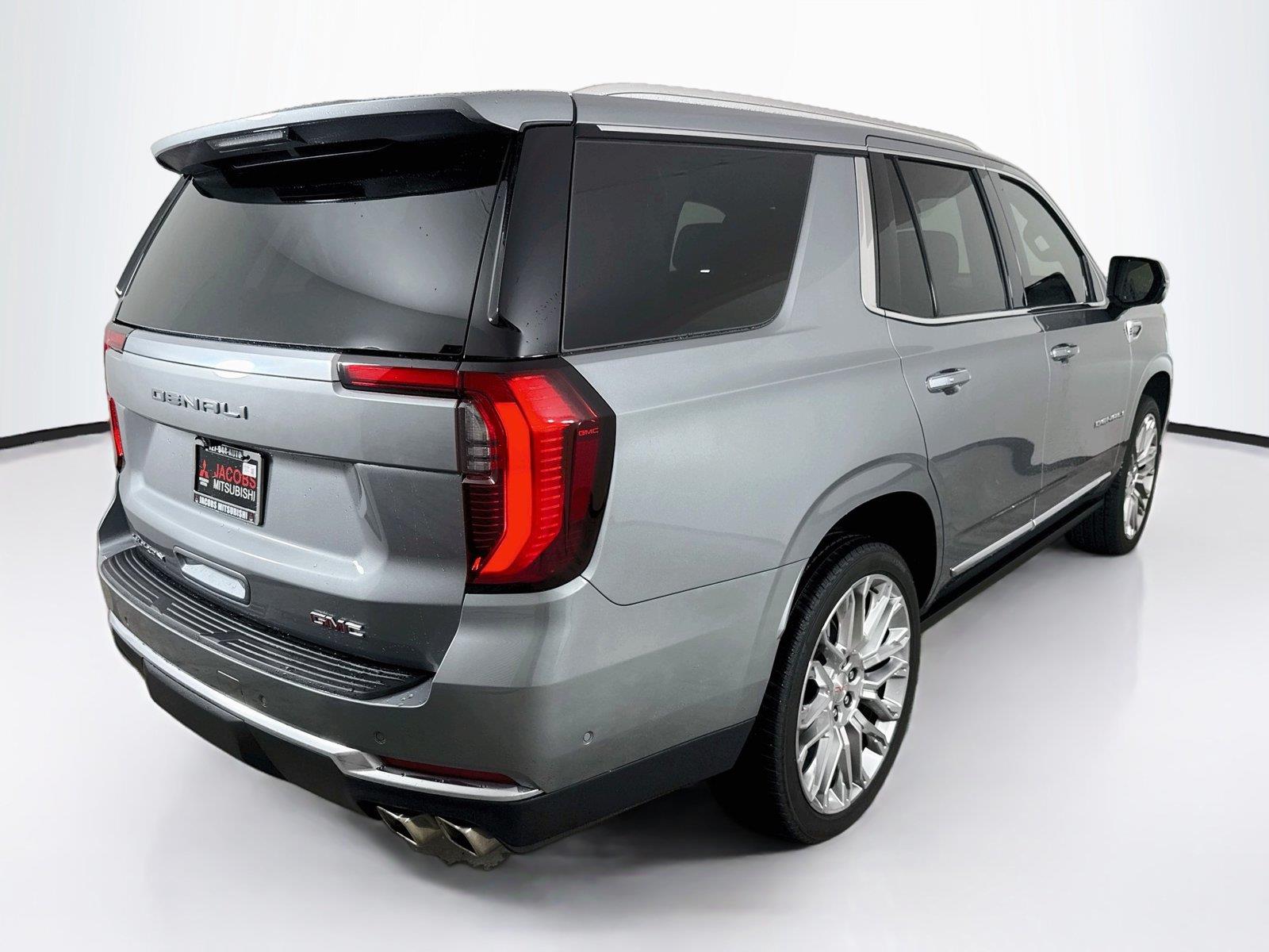 2026 GMC Yukon photo 6