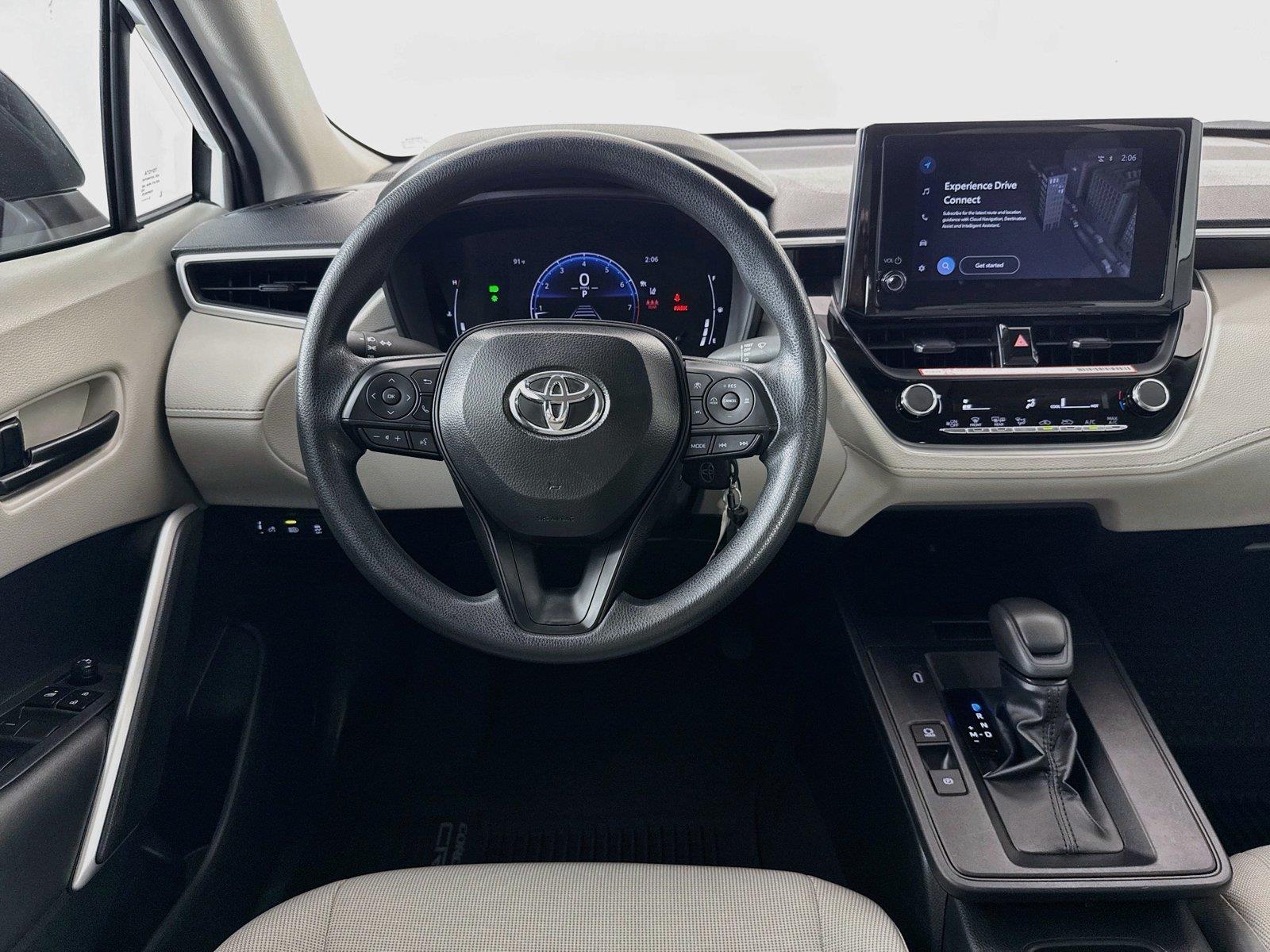 2026 Toyota Corolla Cross photo 12