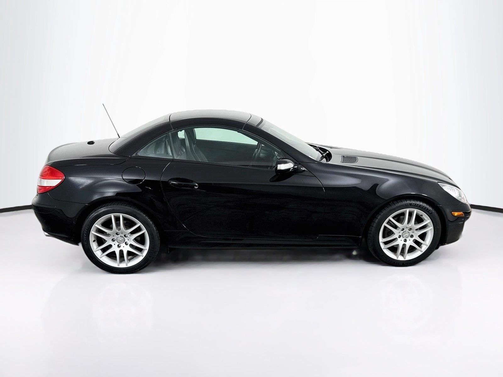 2007 Mercedes-Benz SLK-Class photo 7