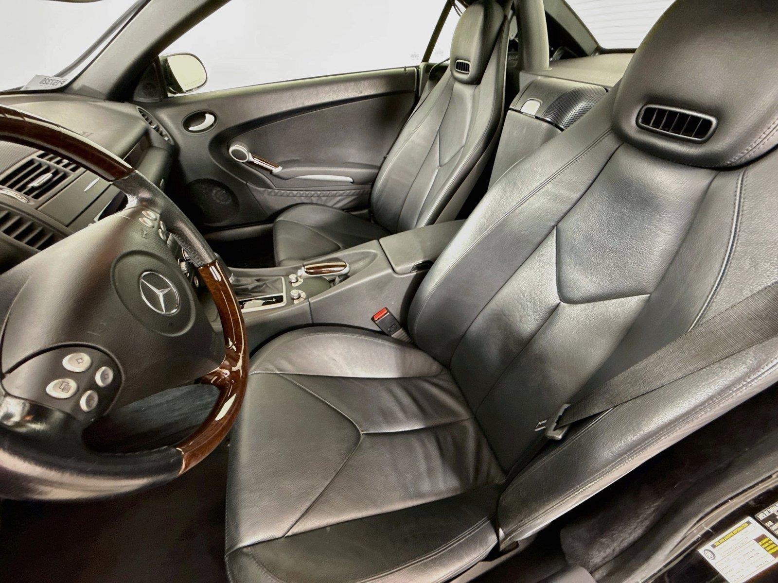 2007 Mercedes-Benz SLK-Class photo 11