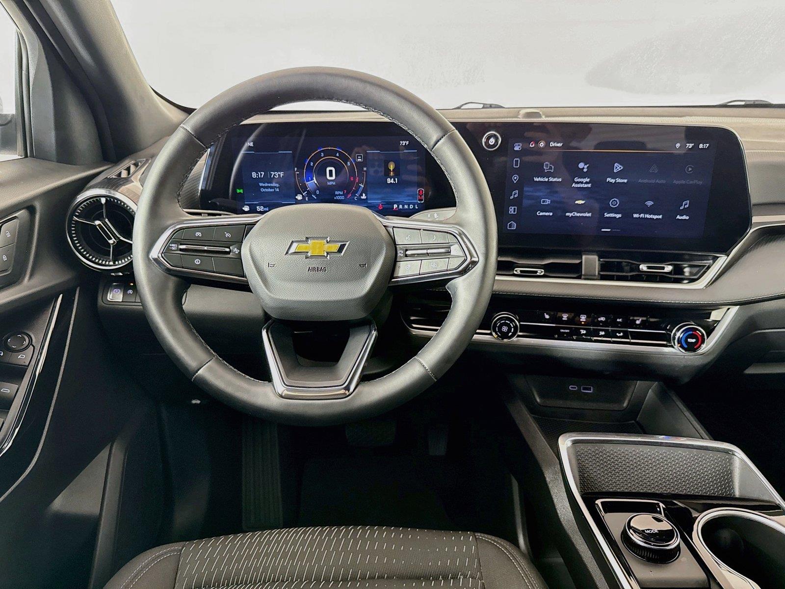 2026 Chevrolet Equinox photo 12