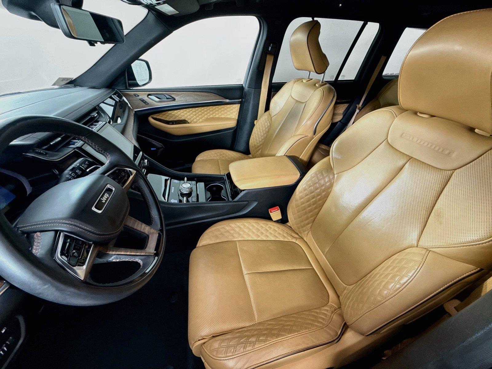 2023 Jeep Grand Cherokee 4xe photo 11