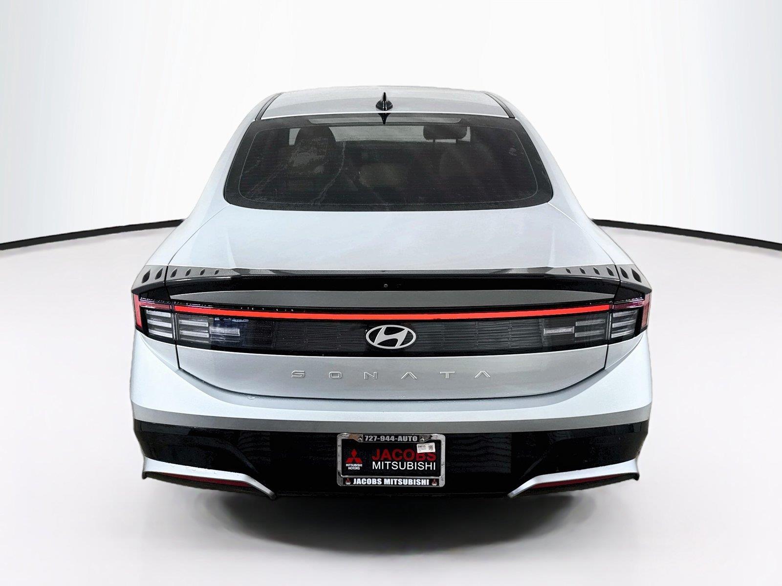 2025 Hyundai Sonata photo 5