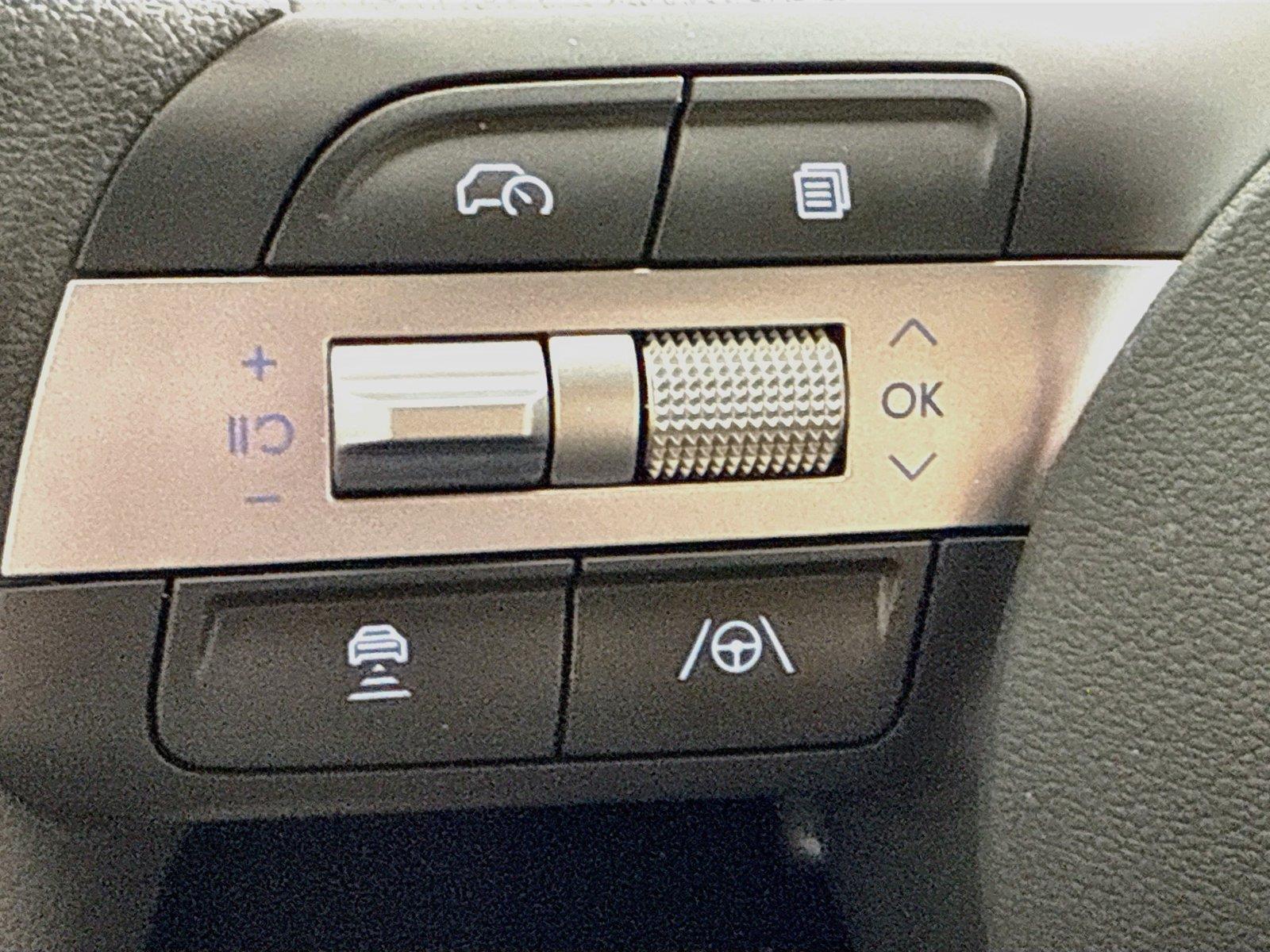 2025 Hyundai Sonata photo 11