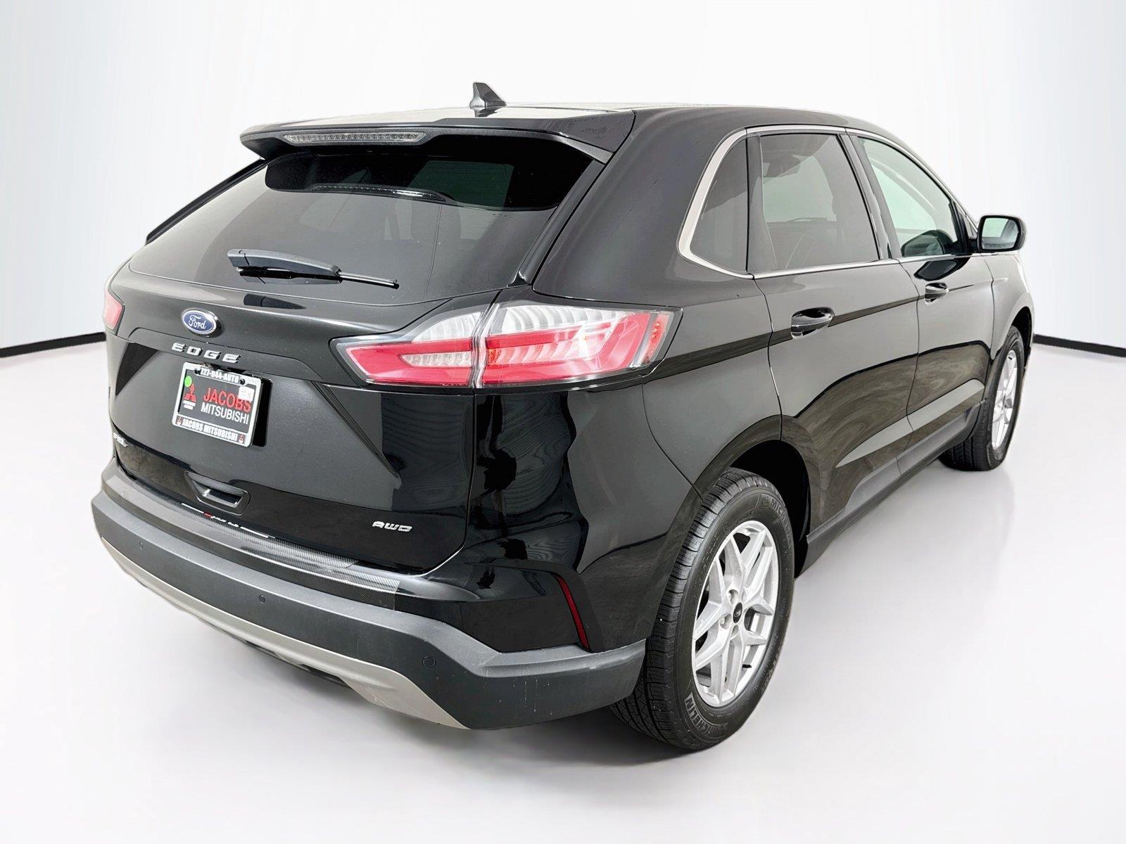 2023 Ford Edge photo 6