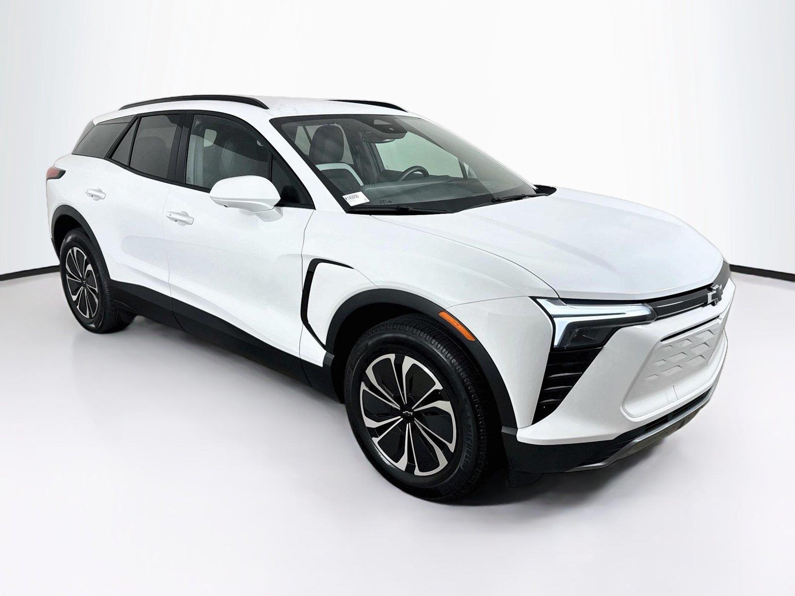 2026 Chevrolet Blazer EV photo 8