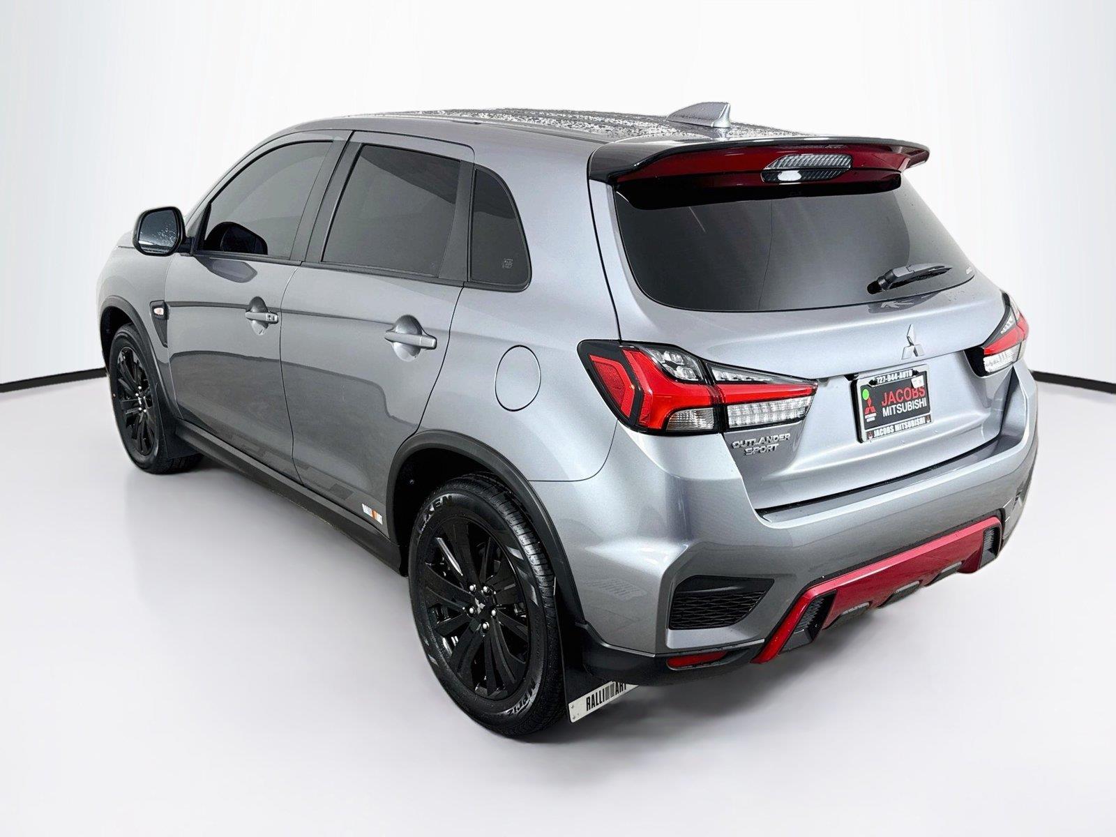 2026 Mitsubishi Outlander Sport photo 3