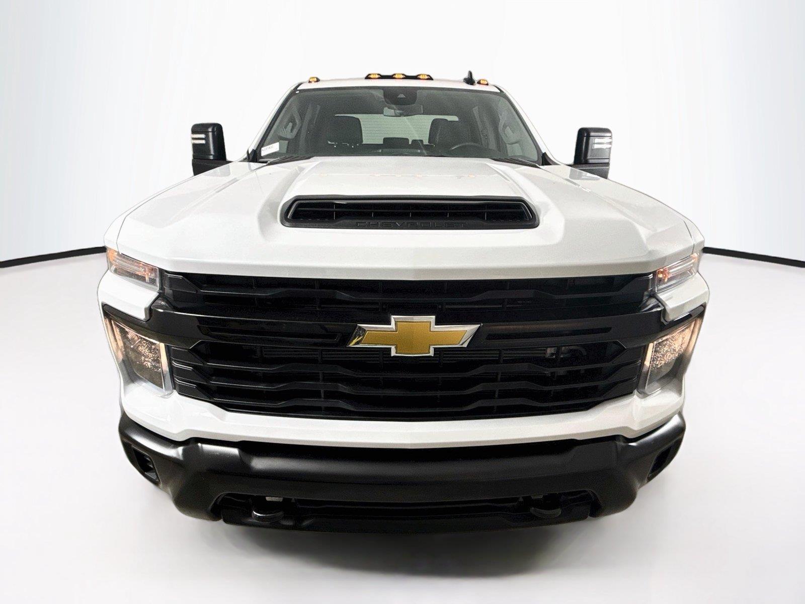 2026 Chevrolet Silverado 3500HD photo 10