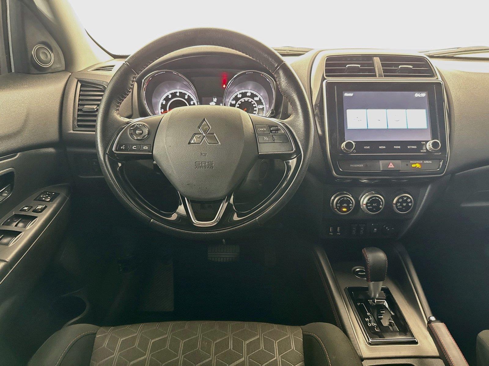 2026 Mitsubishi Outlander Sport photo 12