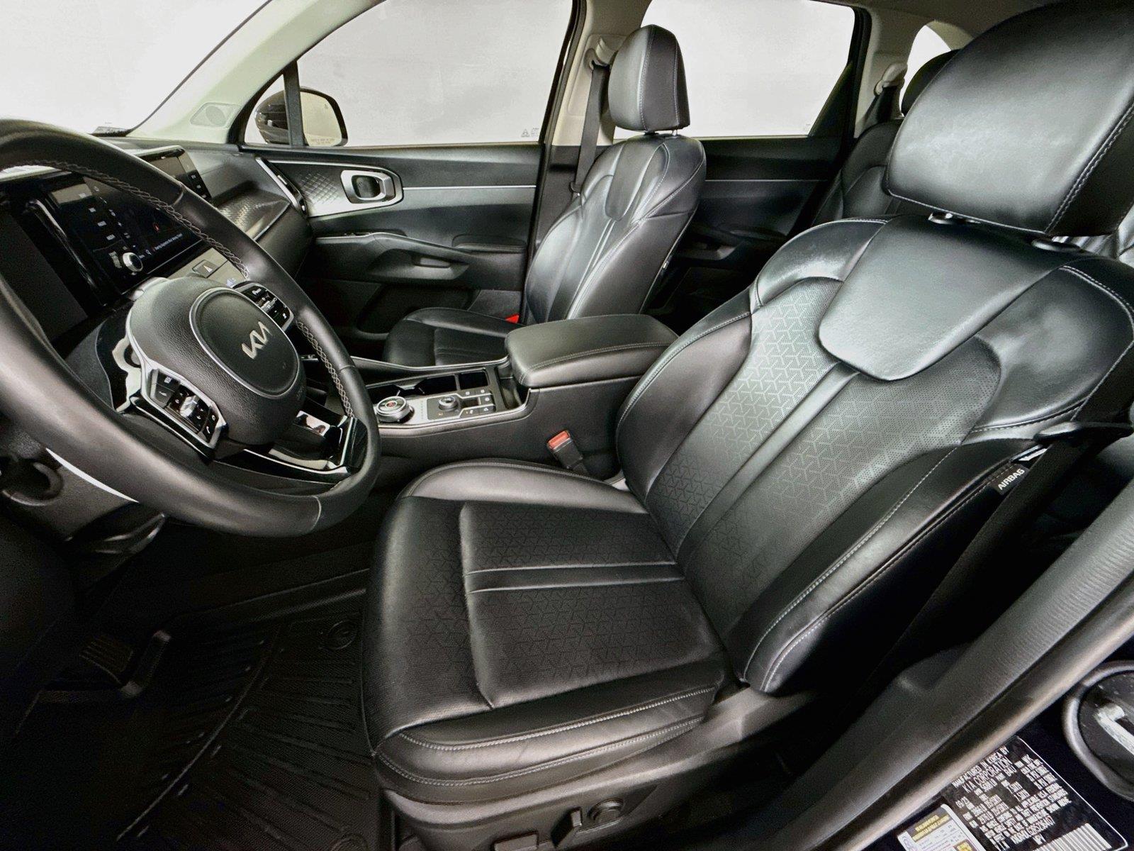 2024 Kia Sorento Hybrid photo 11