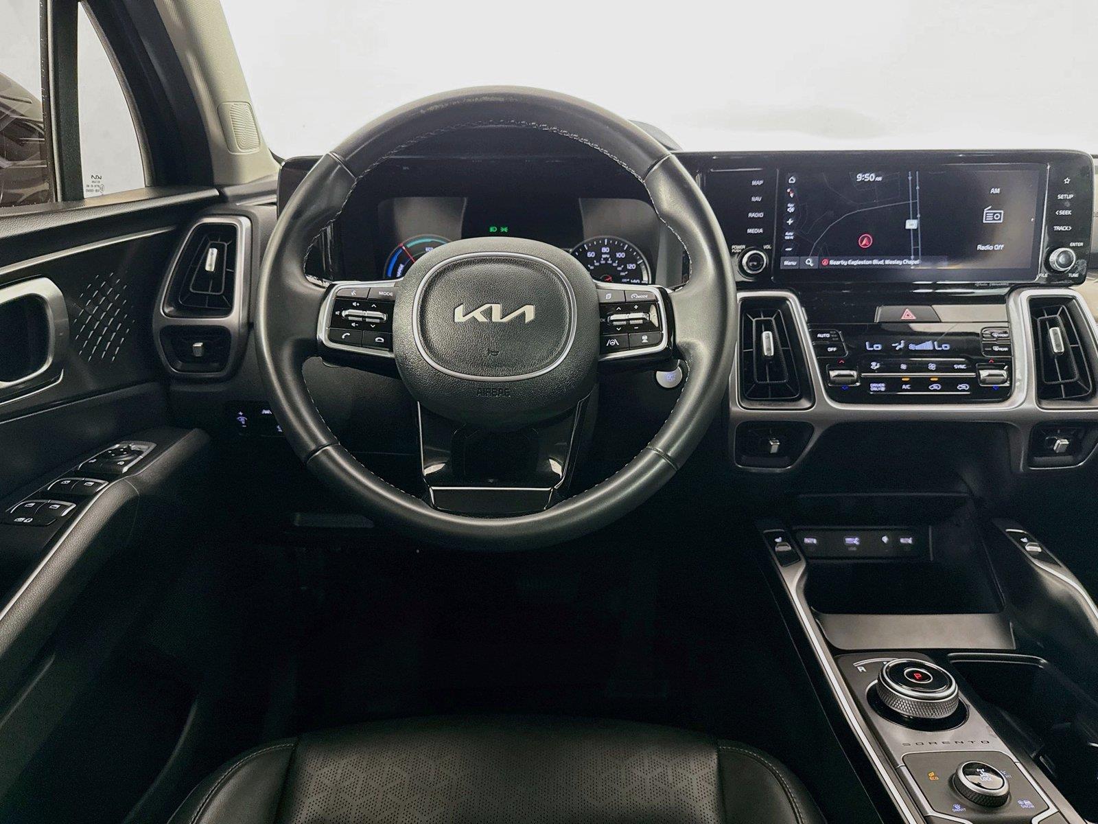 2024 Kia Sorento Hybrid photo 12