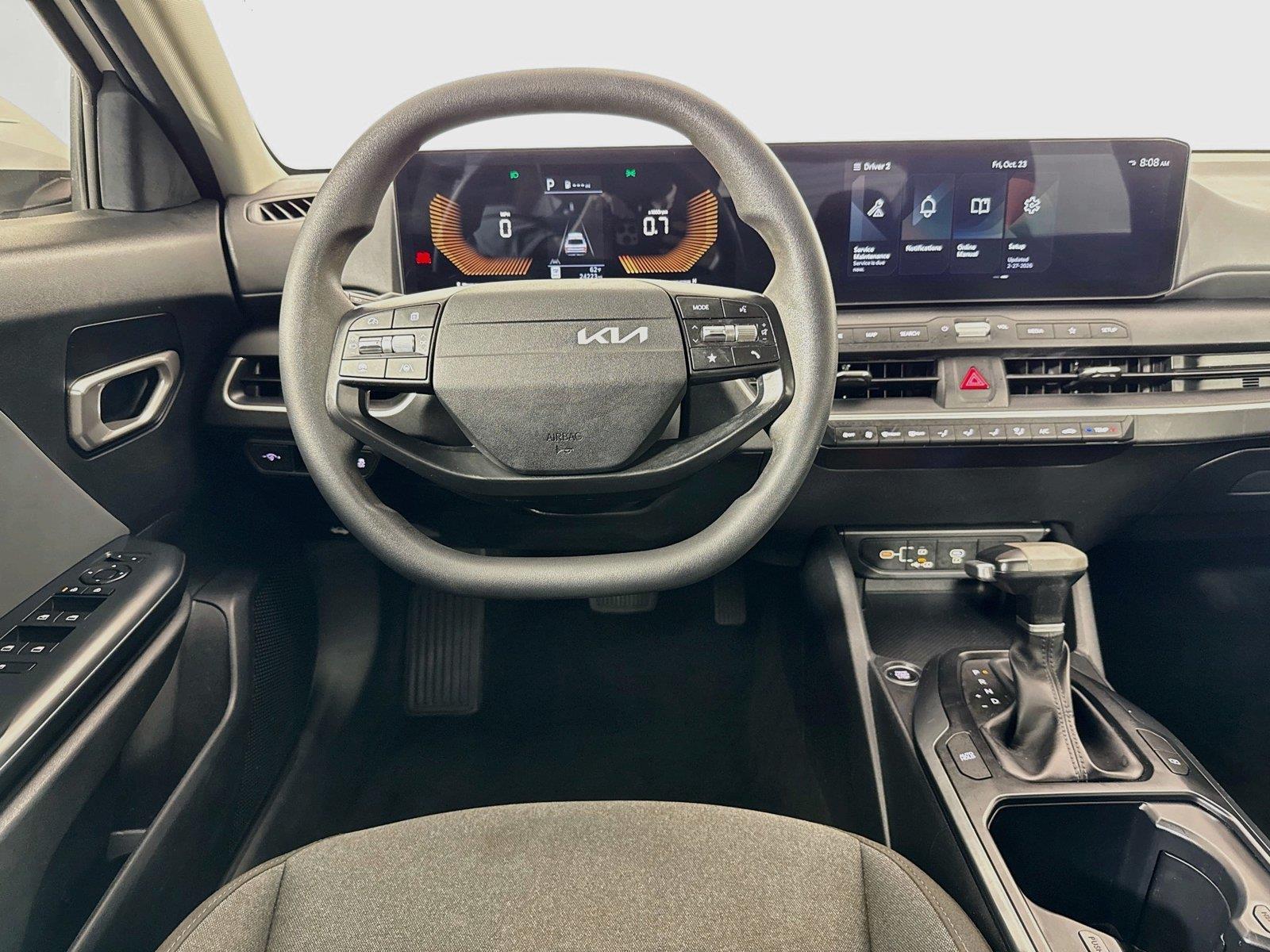 2025 Kia K4 photo 12