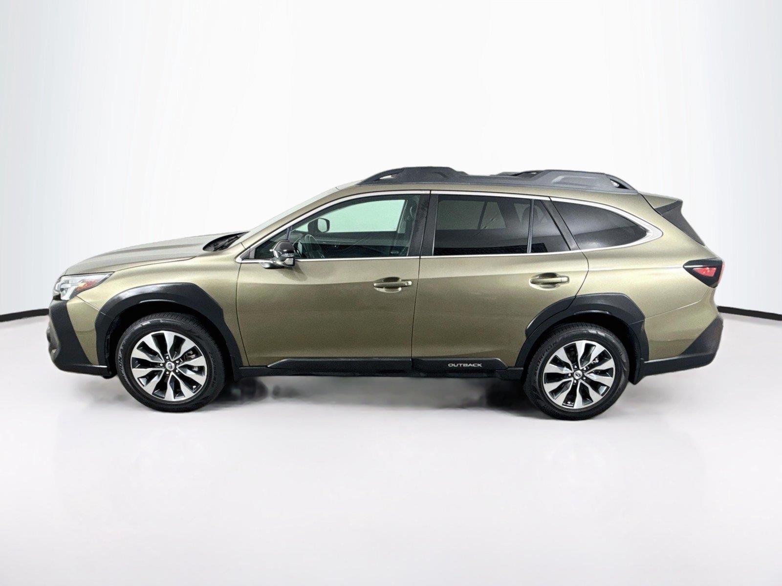 2023 Subaru Outback photo 2