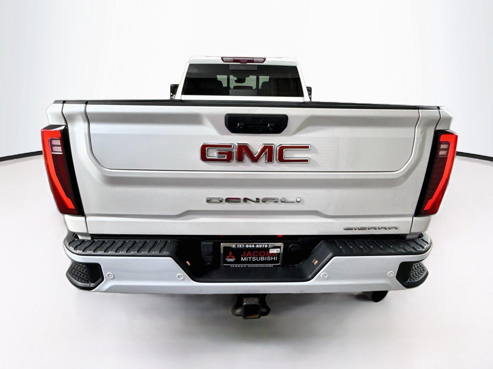 2024 GMC Sierra 3500HD photo 5