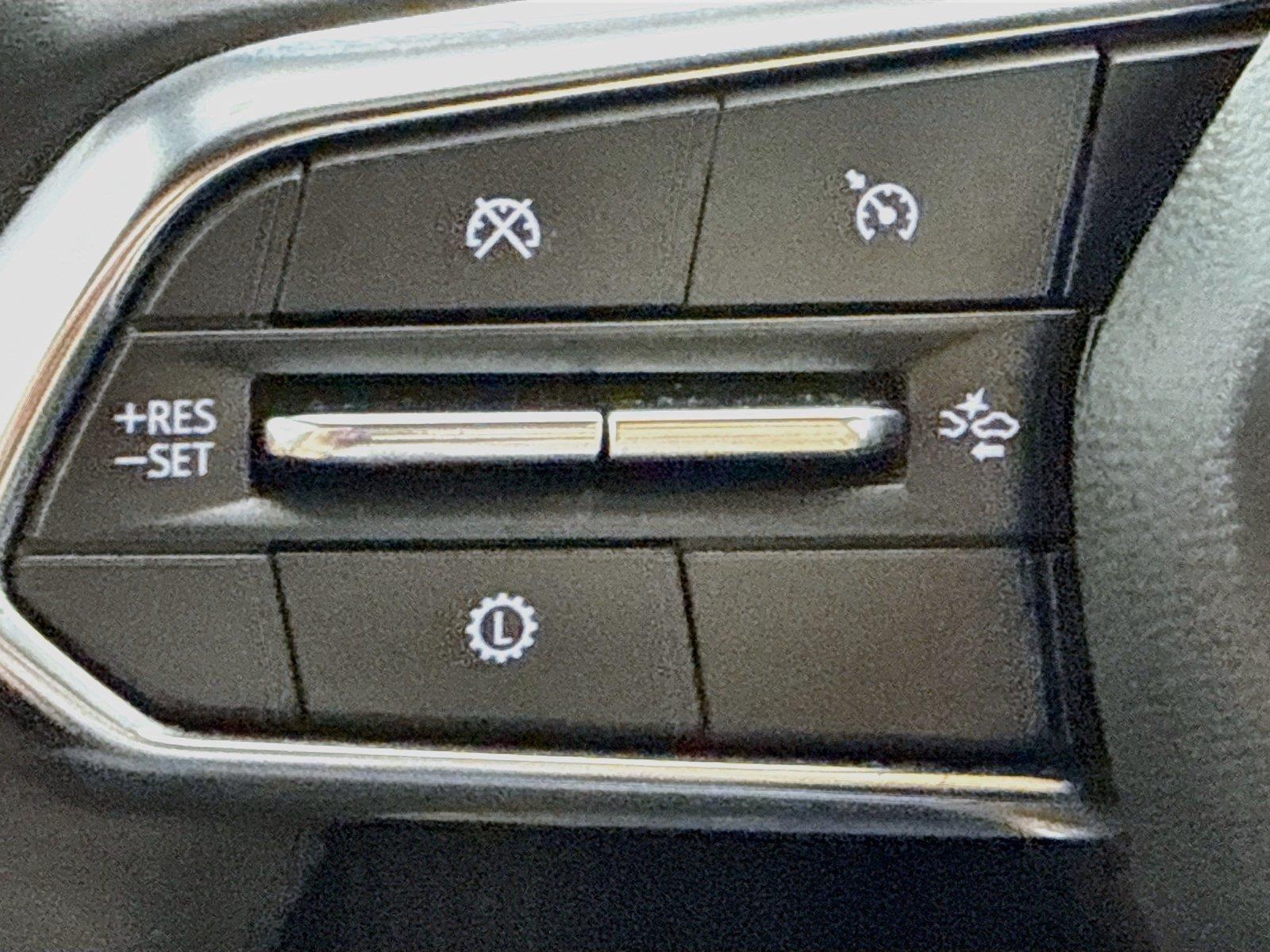 2026 Chevrolet Equinox photo 12