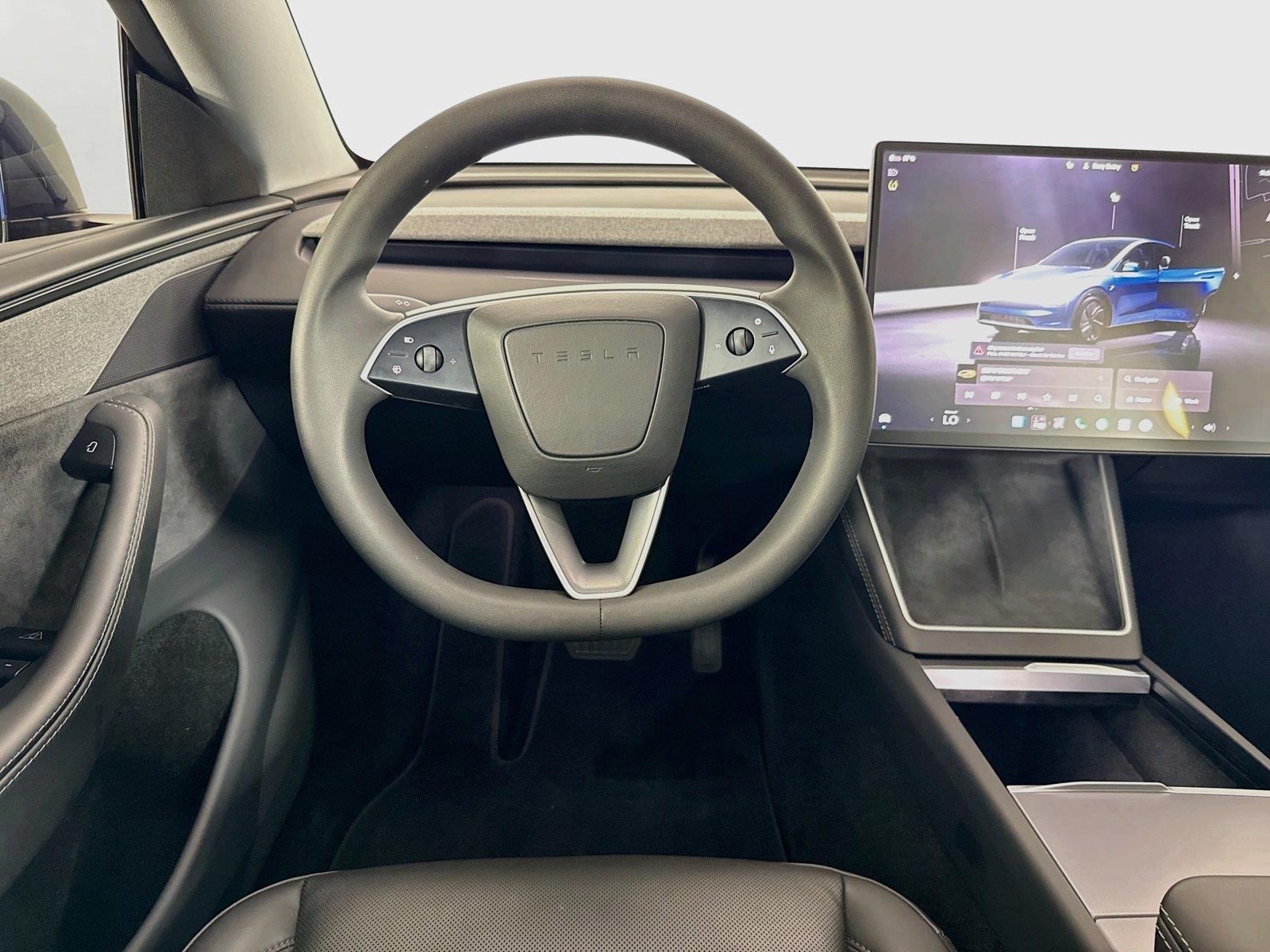 2026 Tesla Model Y photo 12