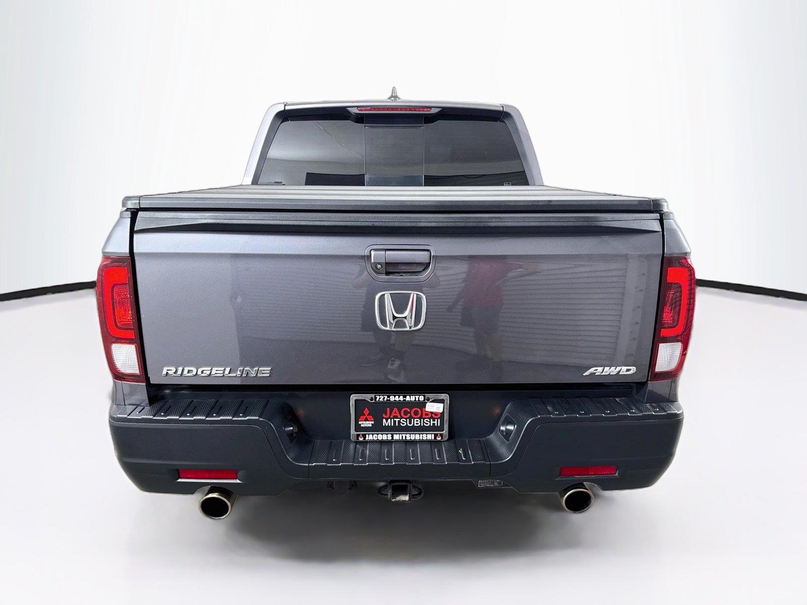 2021 Honda Ridgeline photo 4