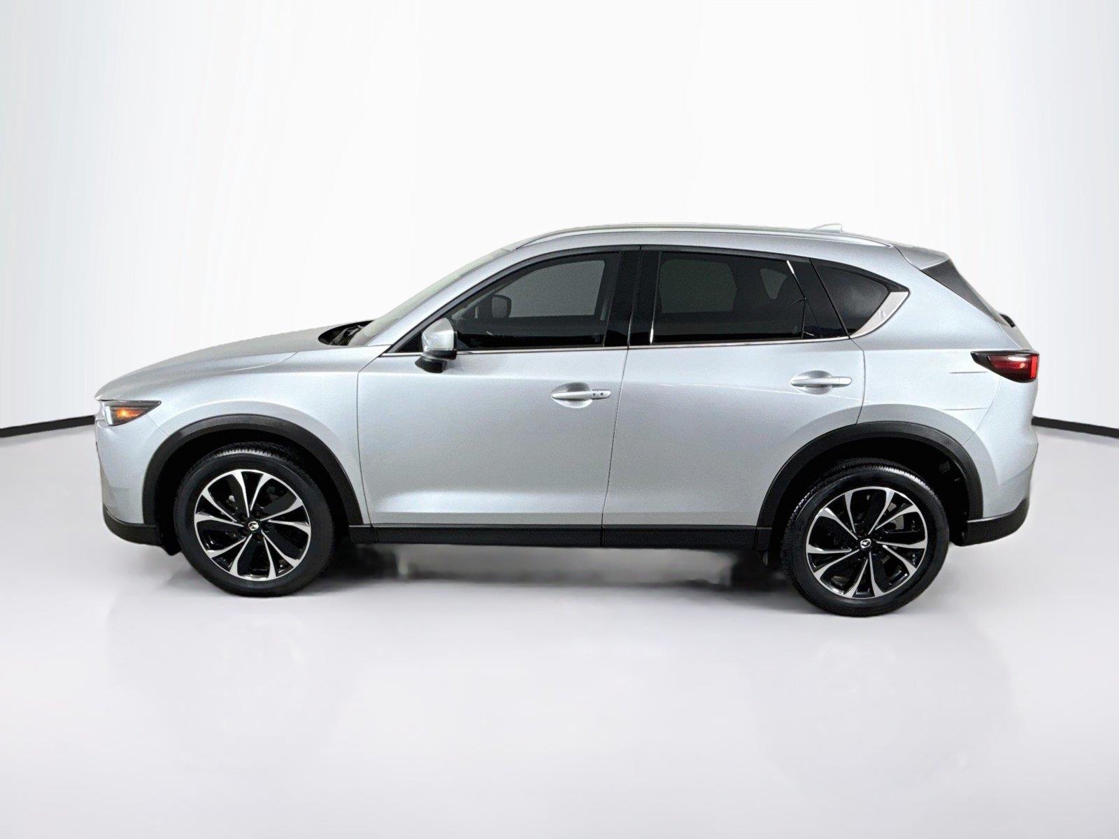 2023 Mazda CX-5 photo 2