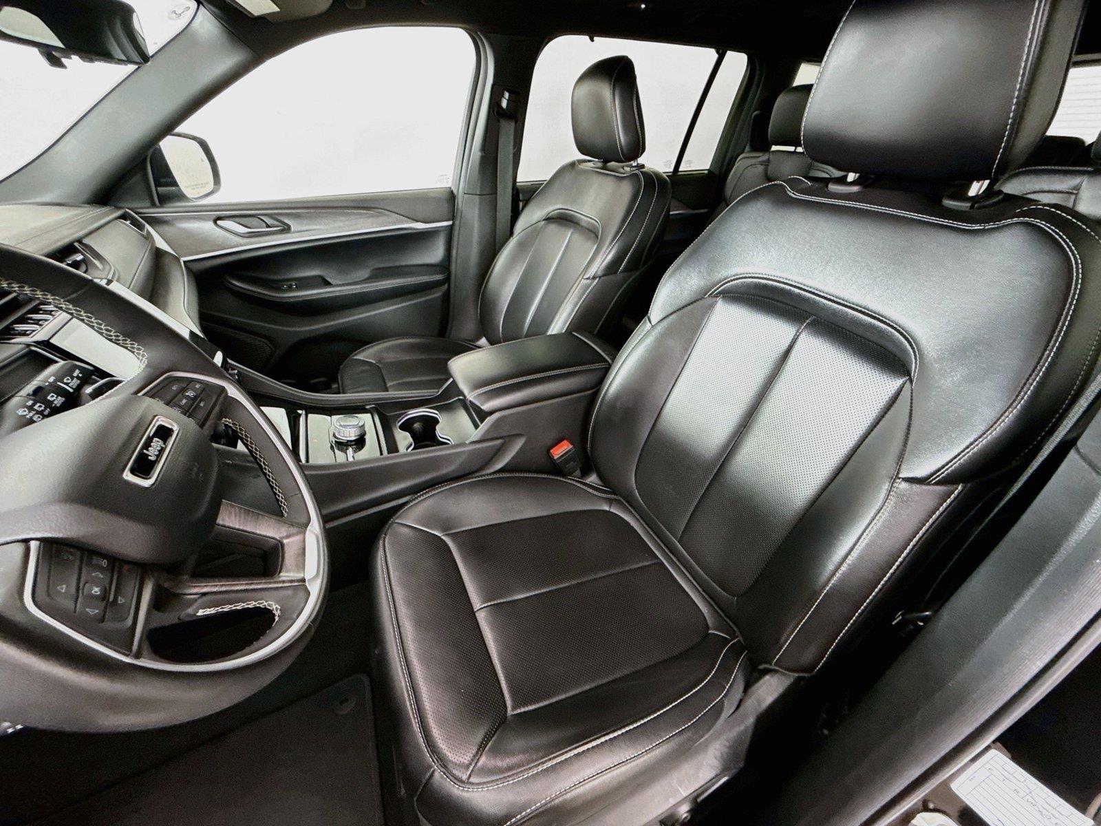 2024 Jeep Grand Cherokee L photo 11