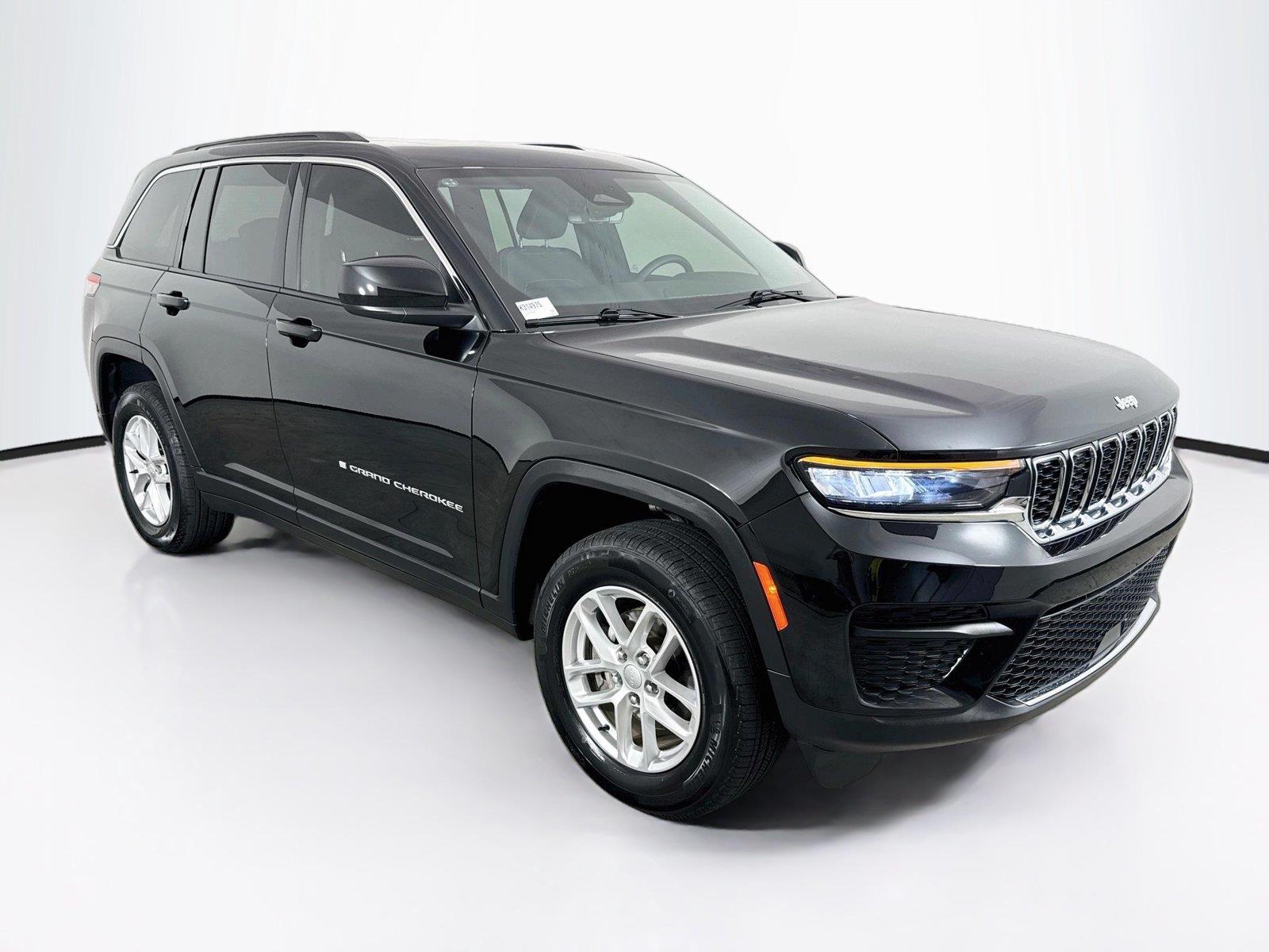 2025 Jeep Grand Cherokee photo 8
