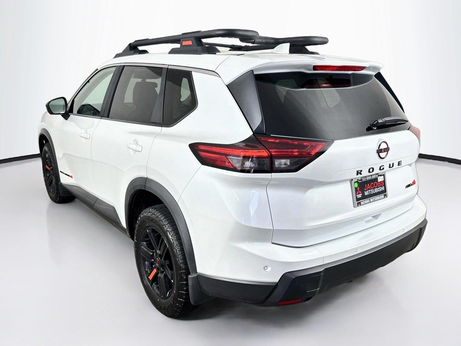 2025 Nissan Rogue photo 3