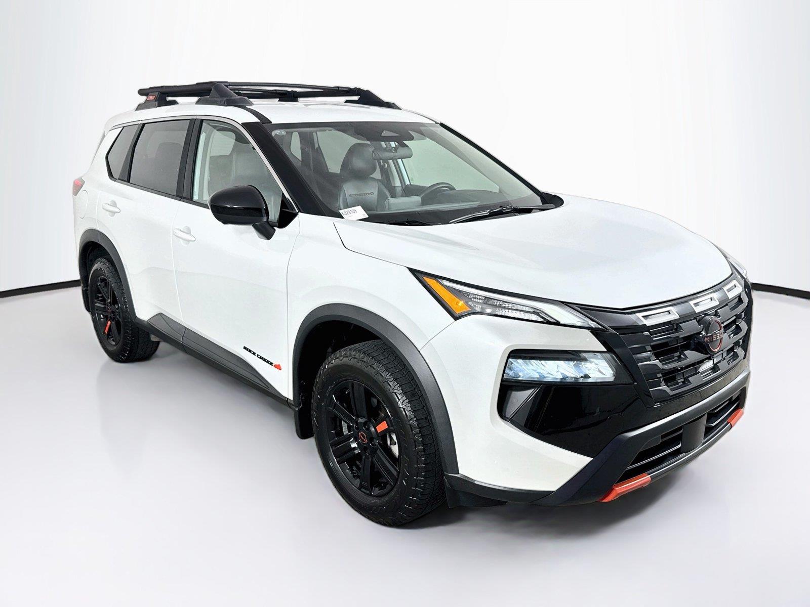 2025 Nissan Rogue photo 8