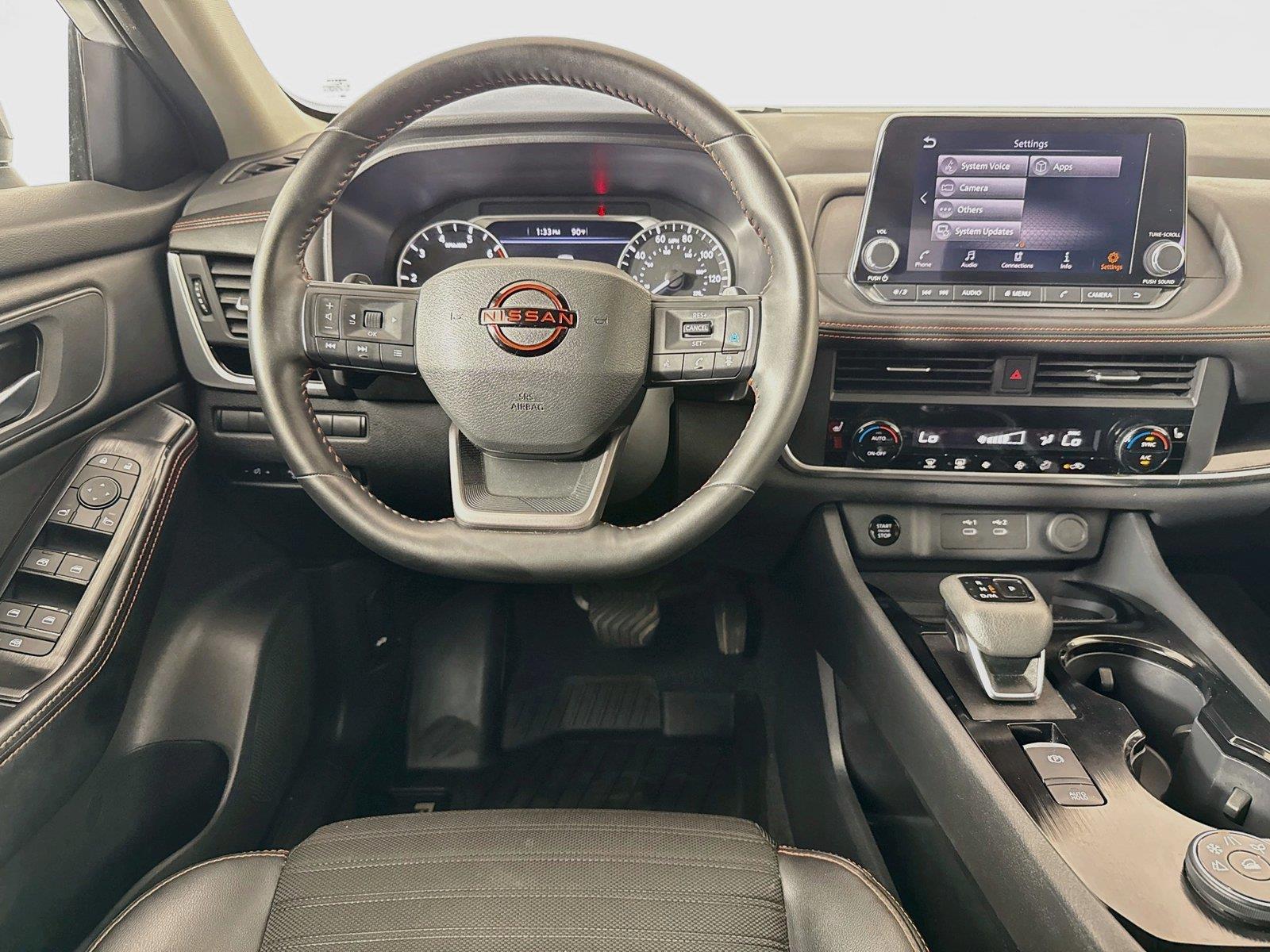 2025 Nissan Rogue photo 12