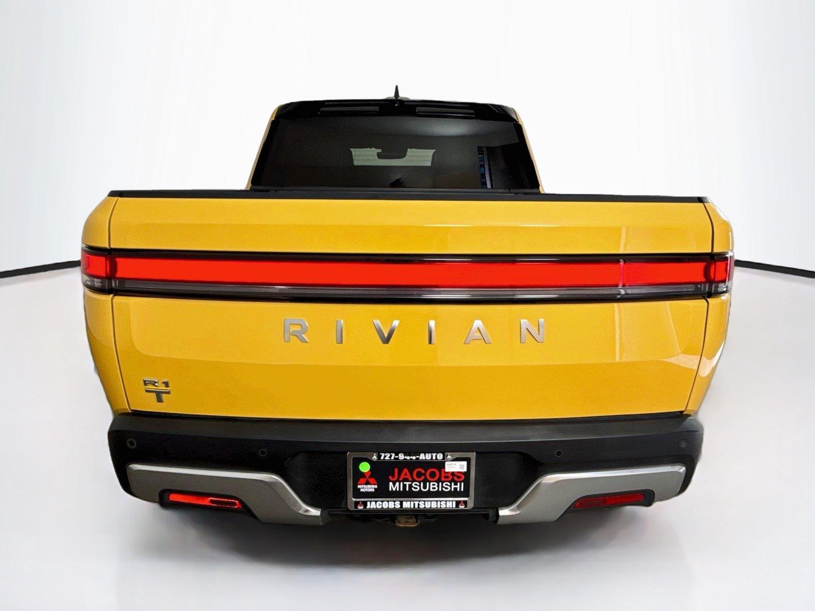 2023 Rivian R1T photo 5