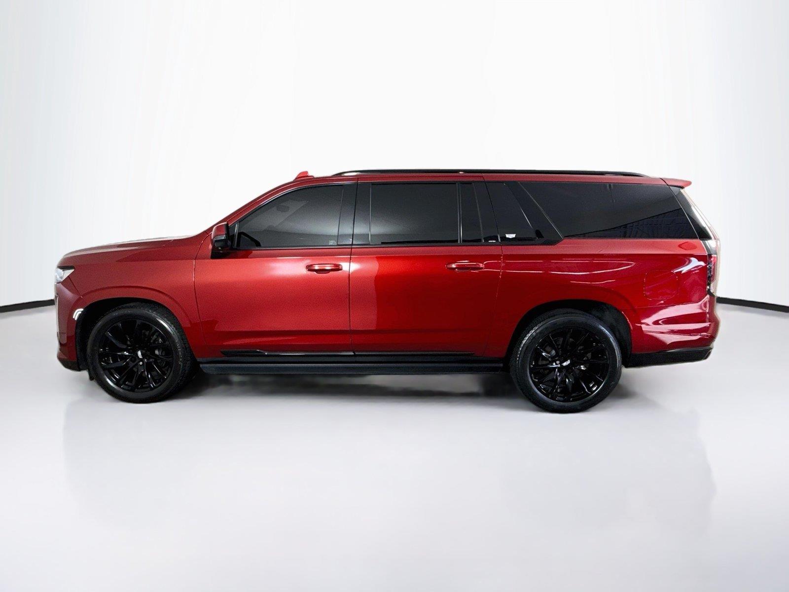 2023 Cadillac Escalade ESV photo 2