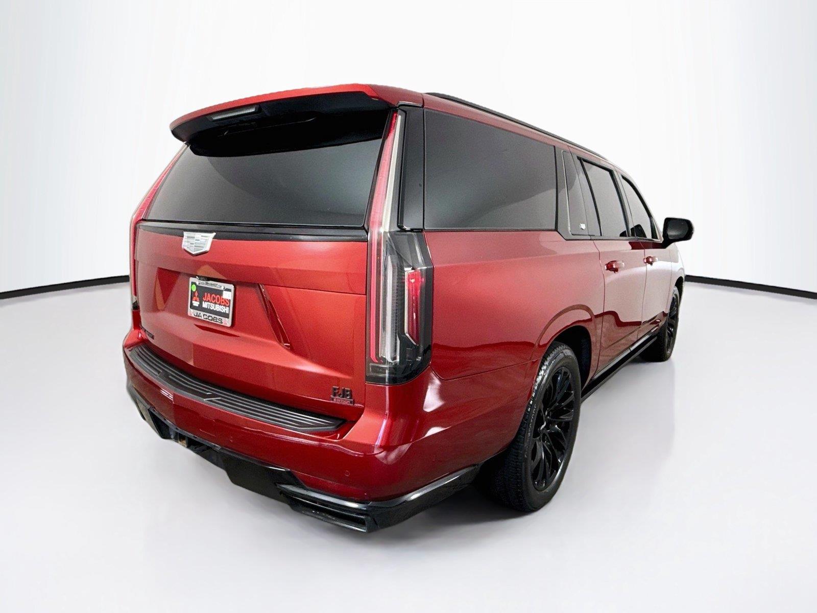 2023 Cadillac Escalade ESV photo 6