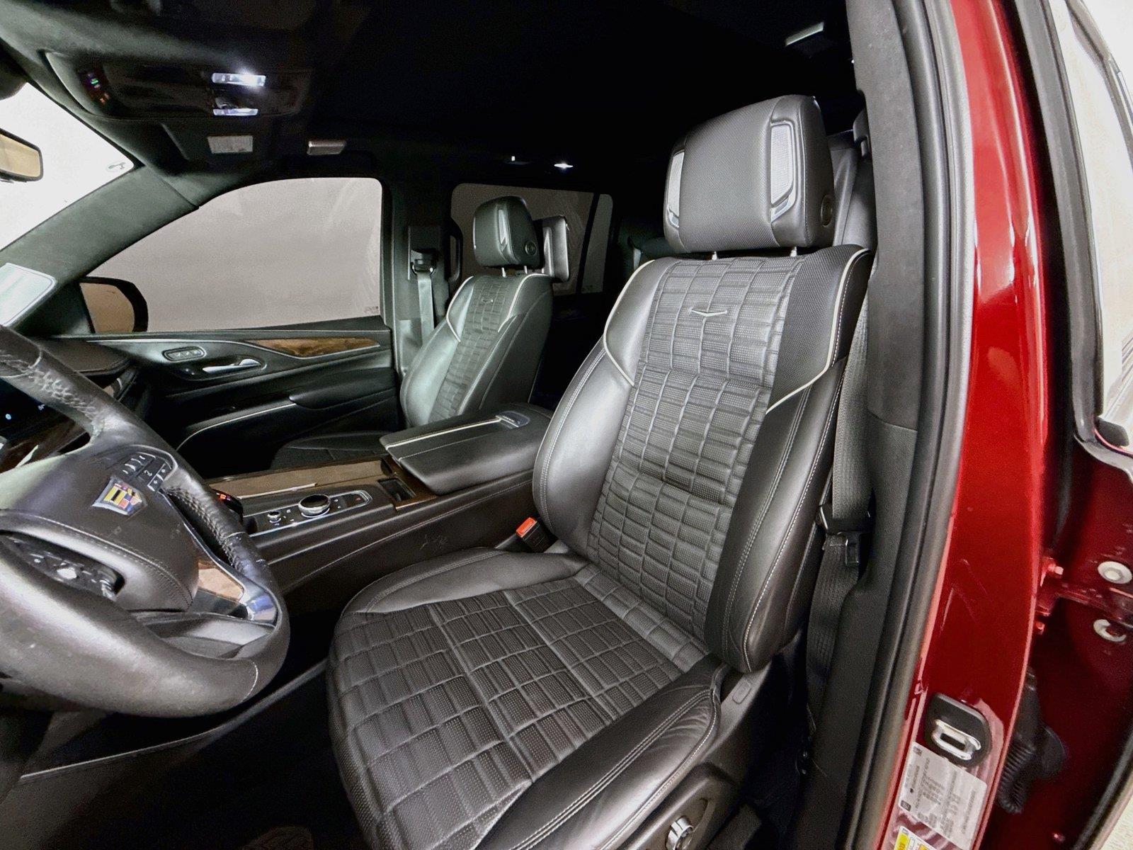 2023 Cadillac Escalade ESV photo 11