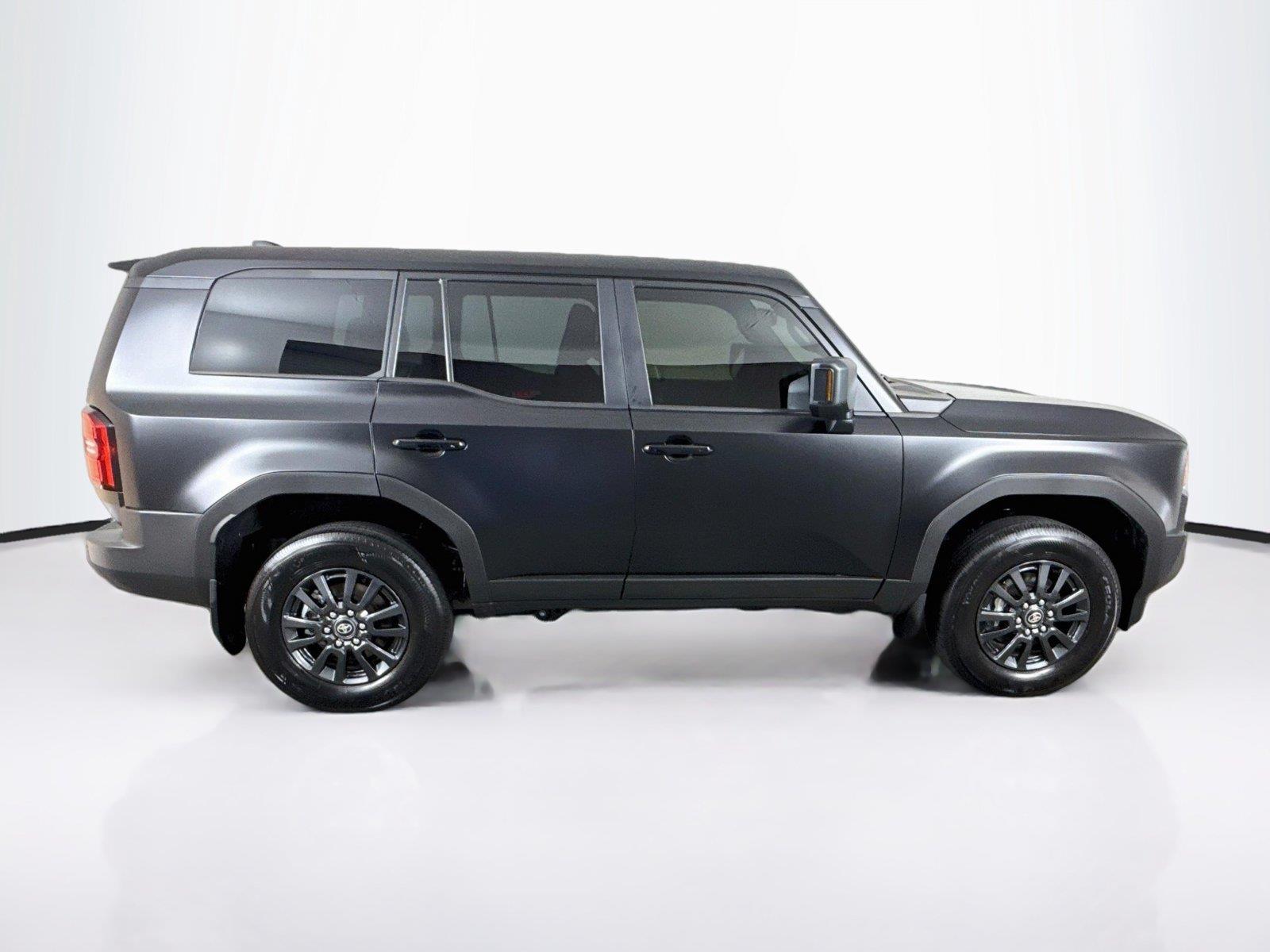2026 Toyota Land Cruiser photo 6