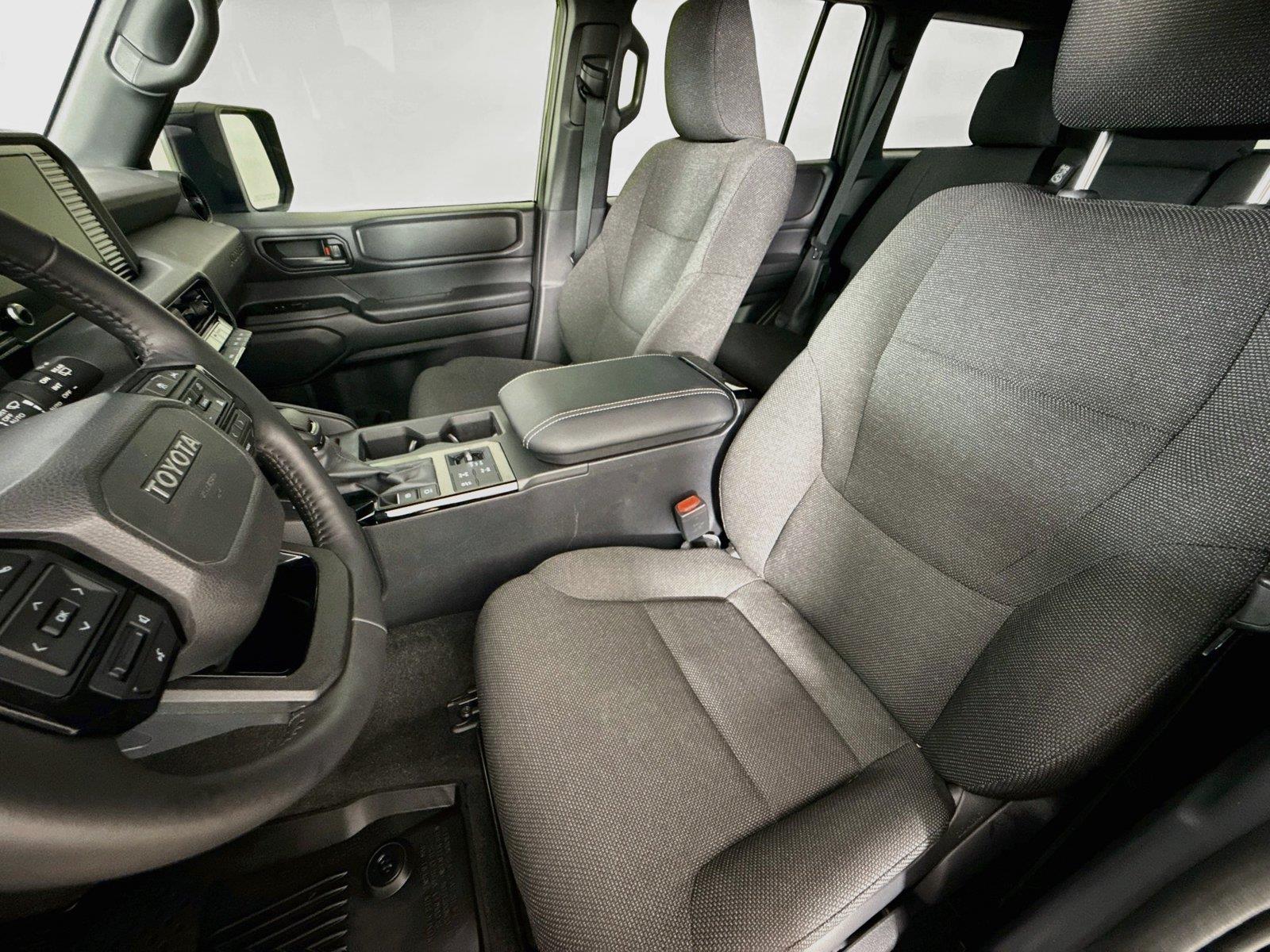 2026 Toyota Land Cruiser photo 9