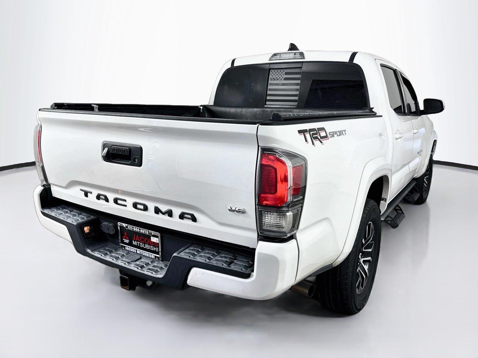 2020 Toyota Tacoma photo 5