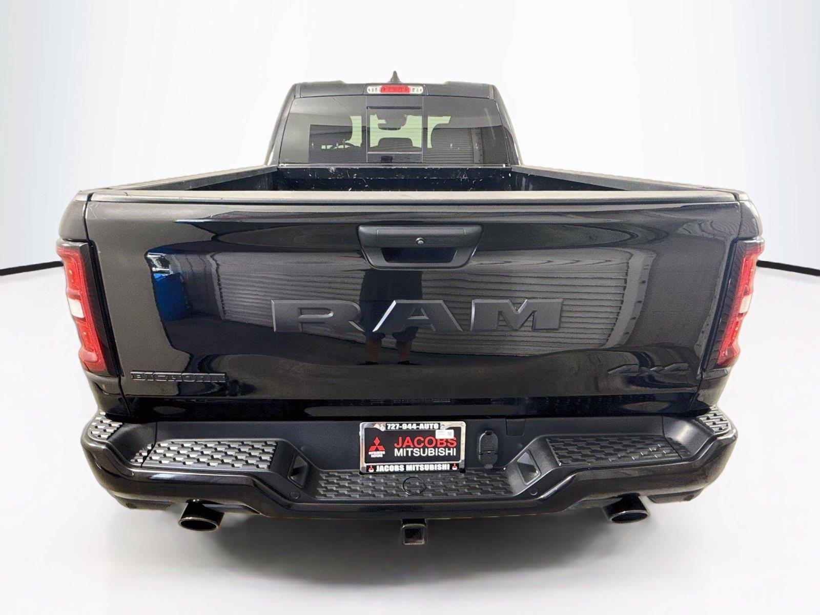 2025 Ram 1500 photo 5