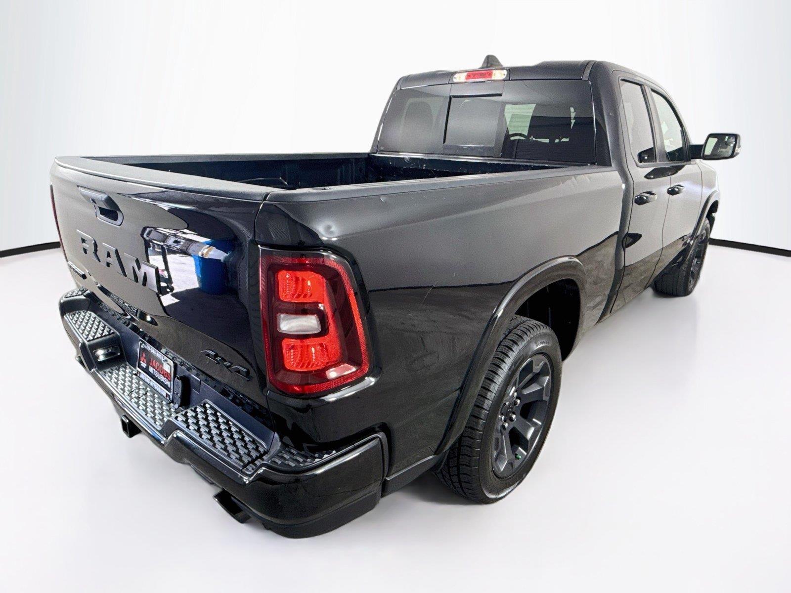 2025 Ram 1500 photo 6
