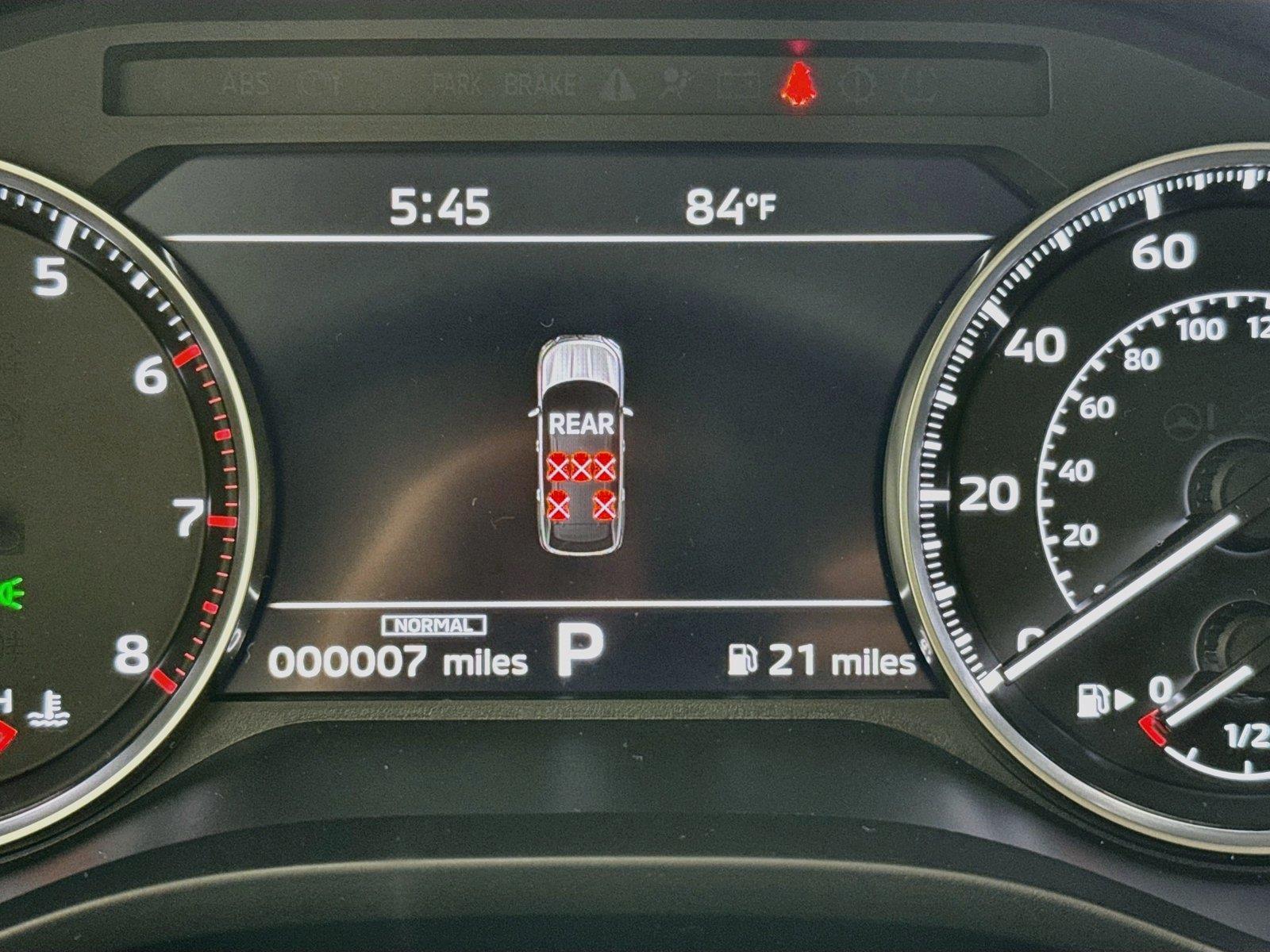 2026 Mitsubishi Outlander photo 11