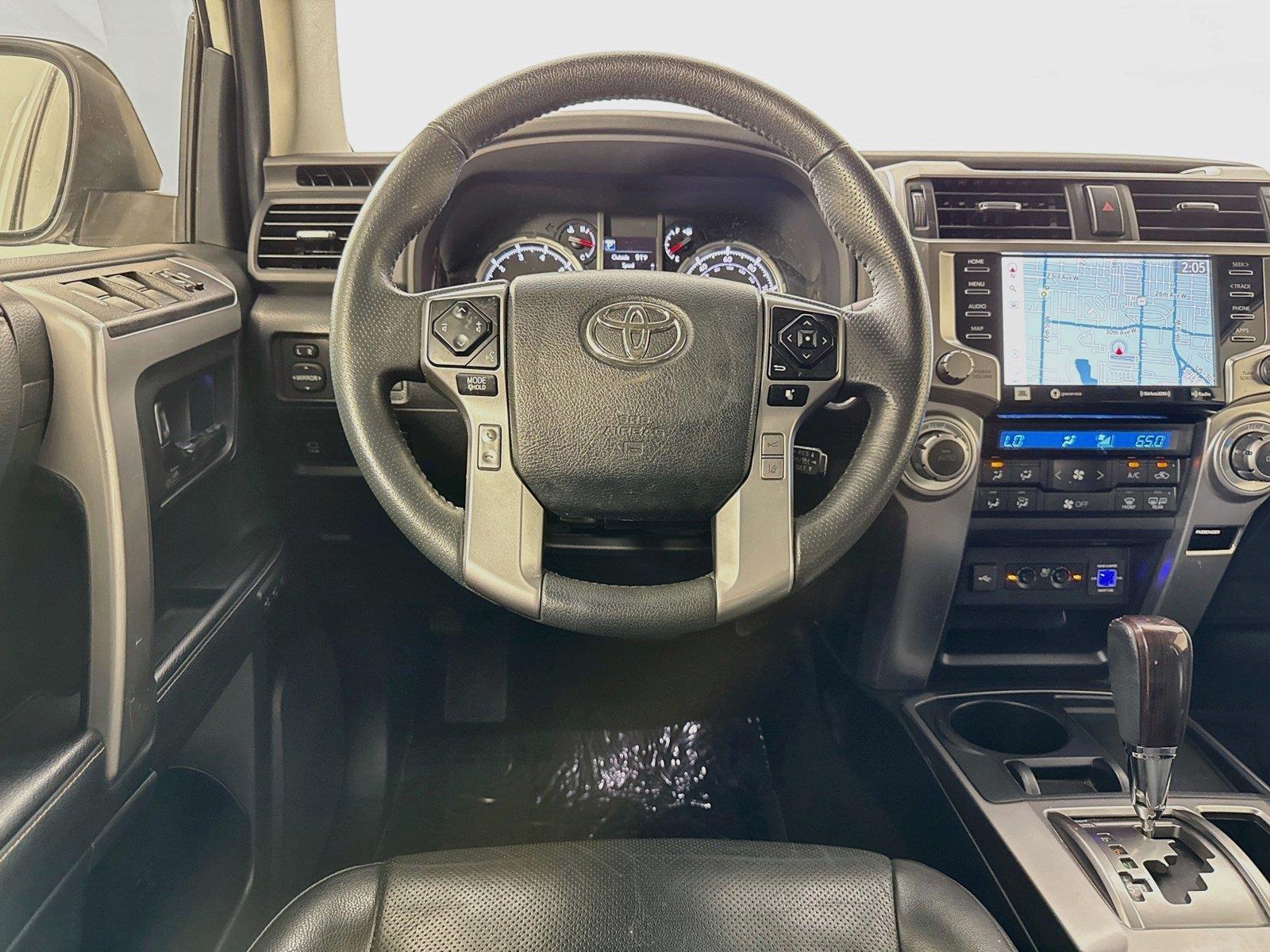 2022 Toyota 4Runner photo 3