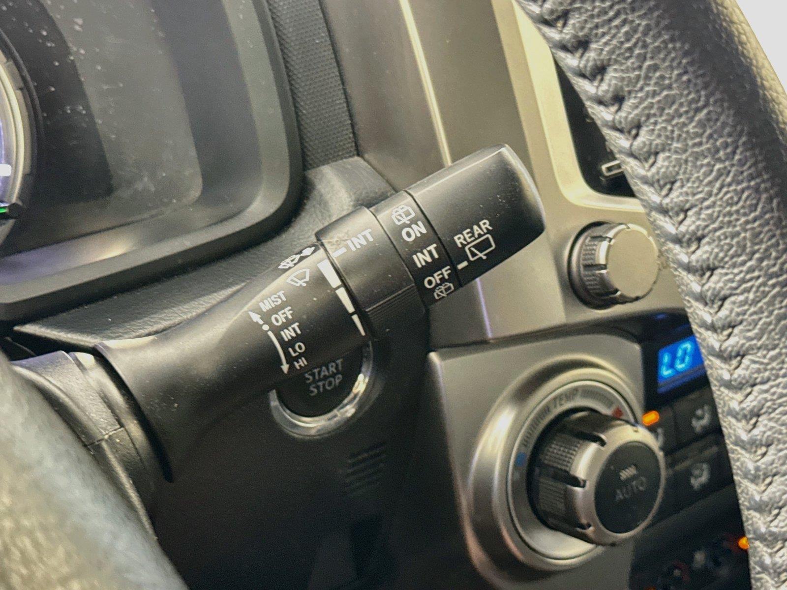 2022 Toyota 4Runner photo 6