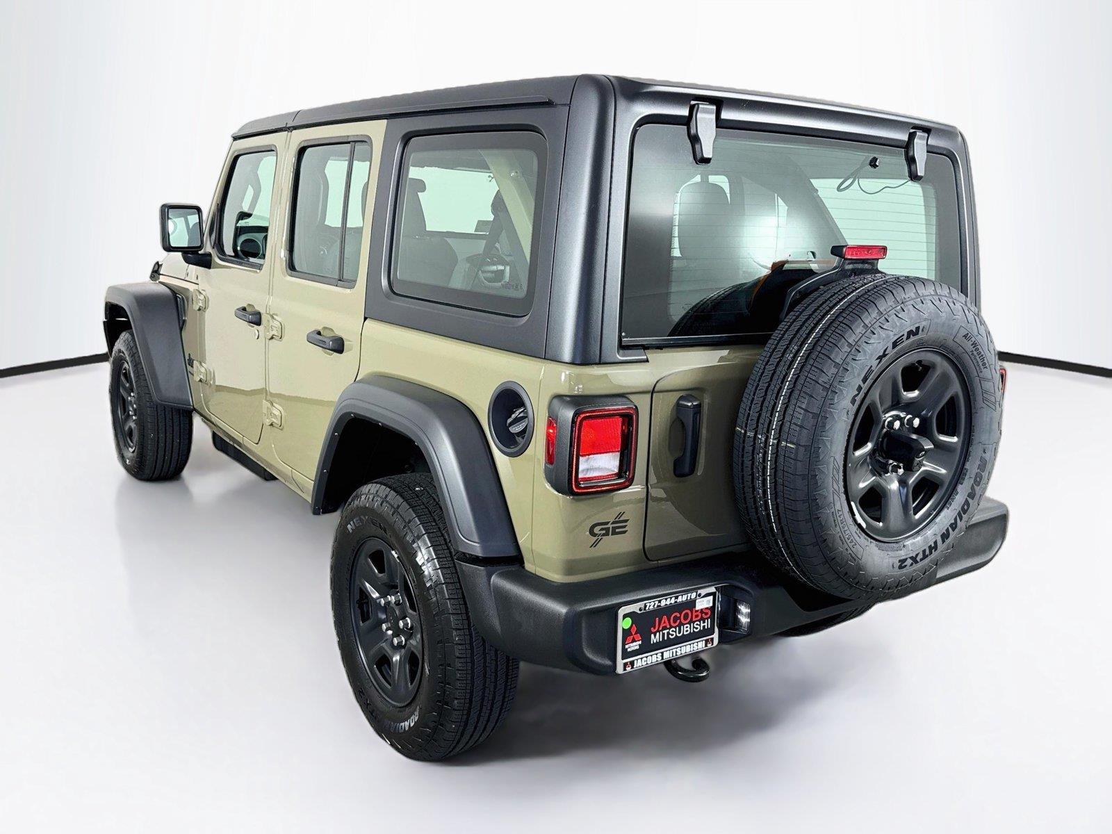 2026 Jeep Wrangler photo 3