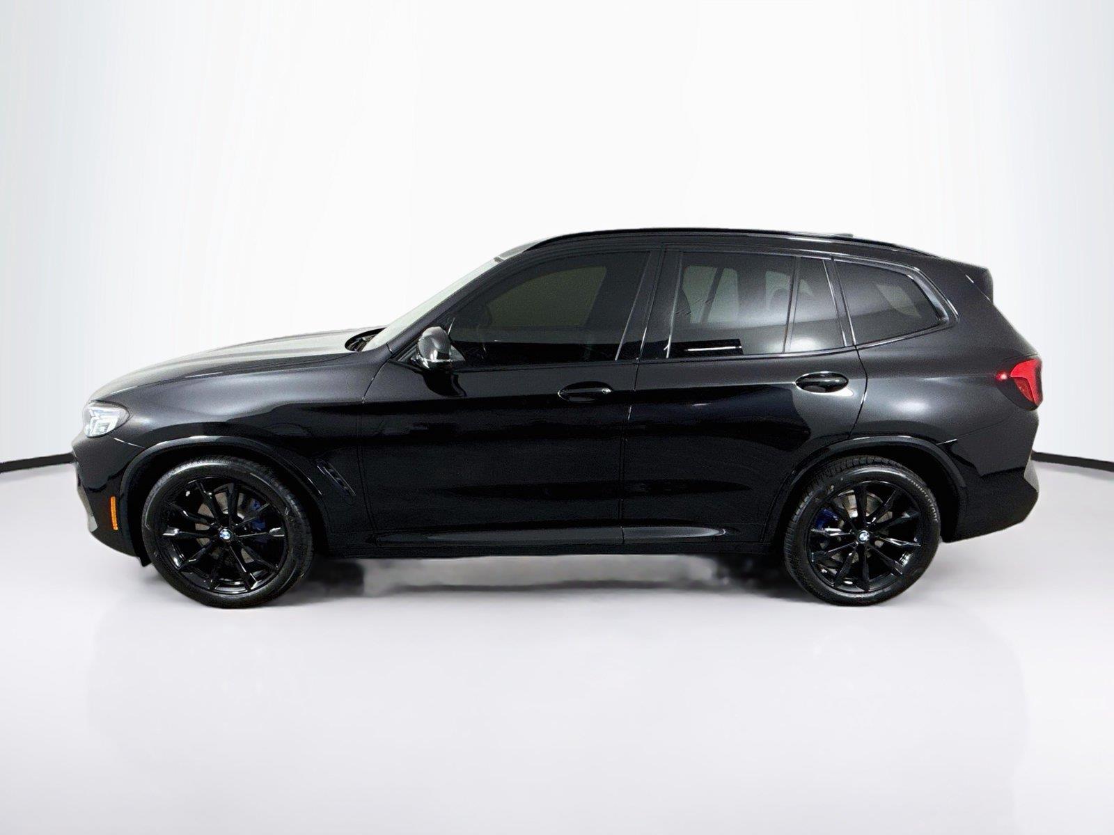 2022 BMW X3 photo 2